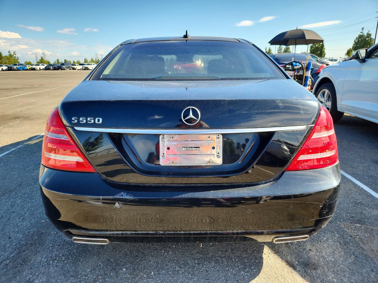 2011 Mercedes-benz S 550 Black vin: WDDNG7BB0BA361983