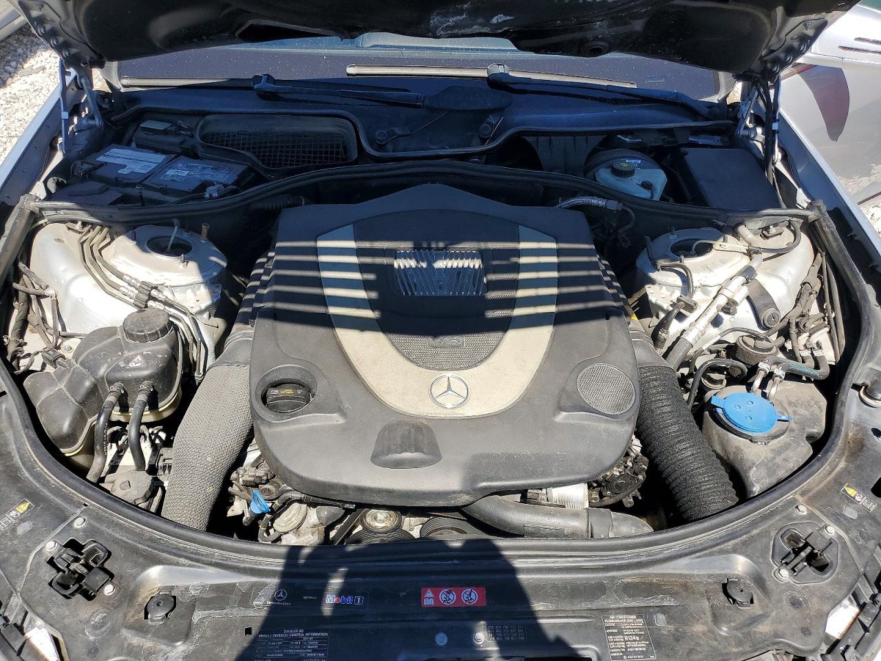 2011 Mercedes-benz S 550 Silver vin: WDDNG7BB0BA389489