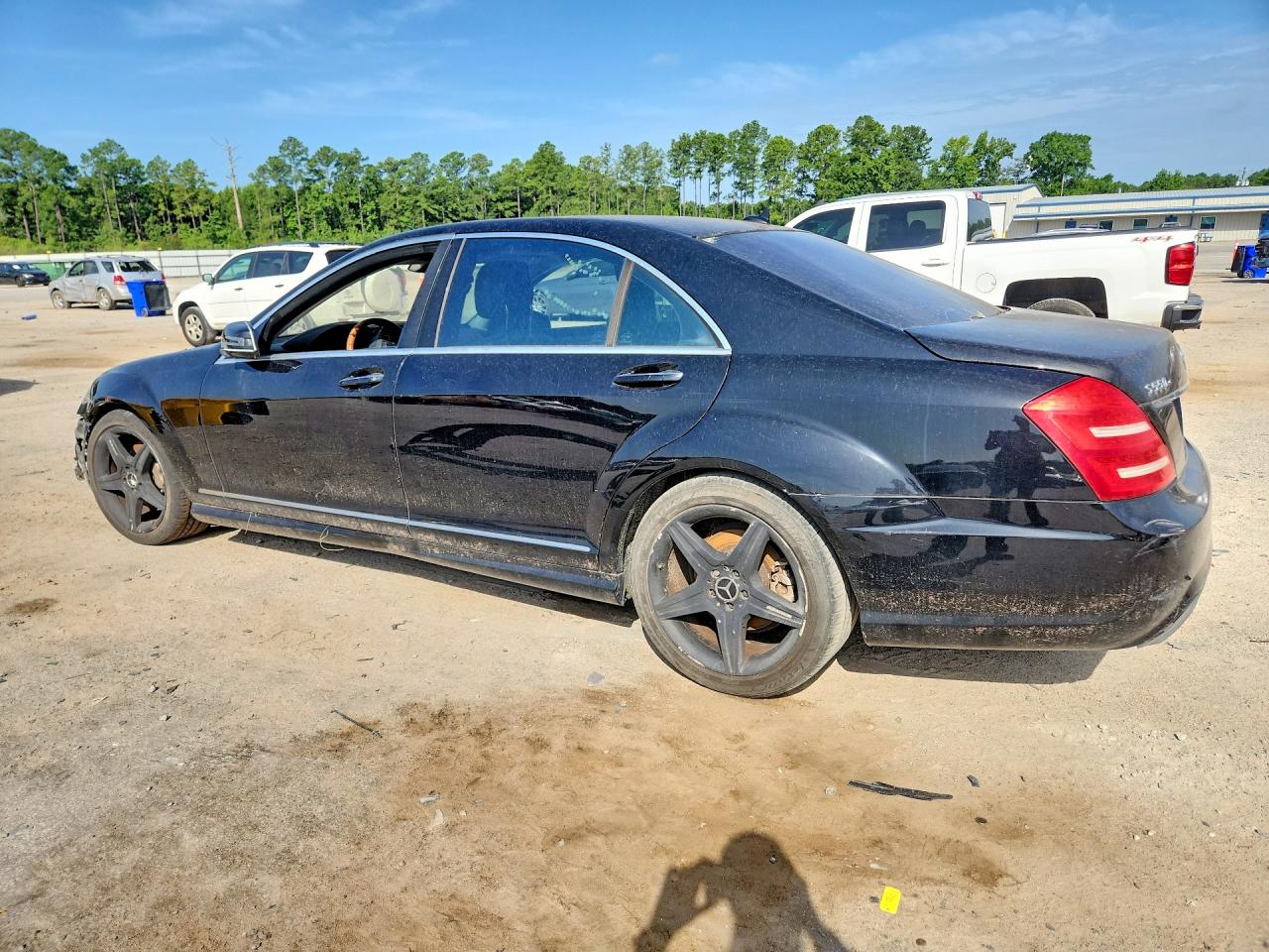 2010 Mercedes-benz S 550 Black vin: WDDNG7BB3AA288977