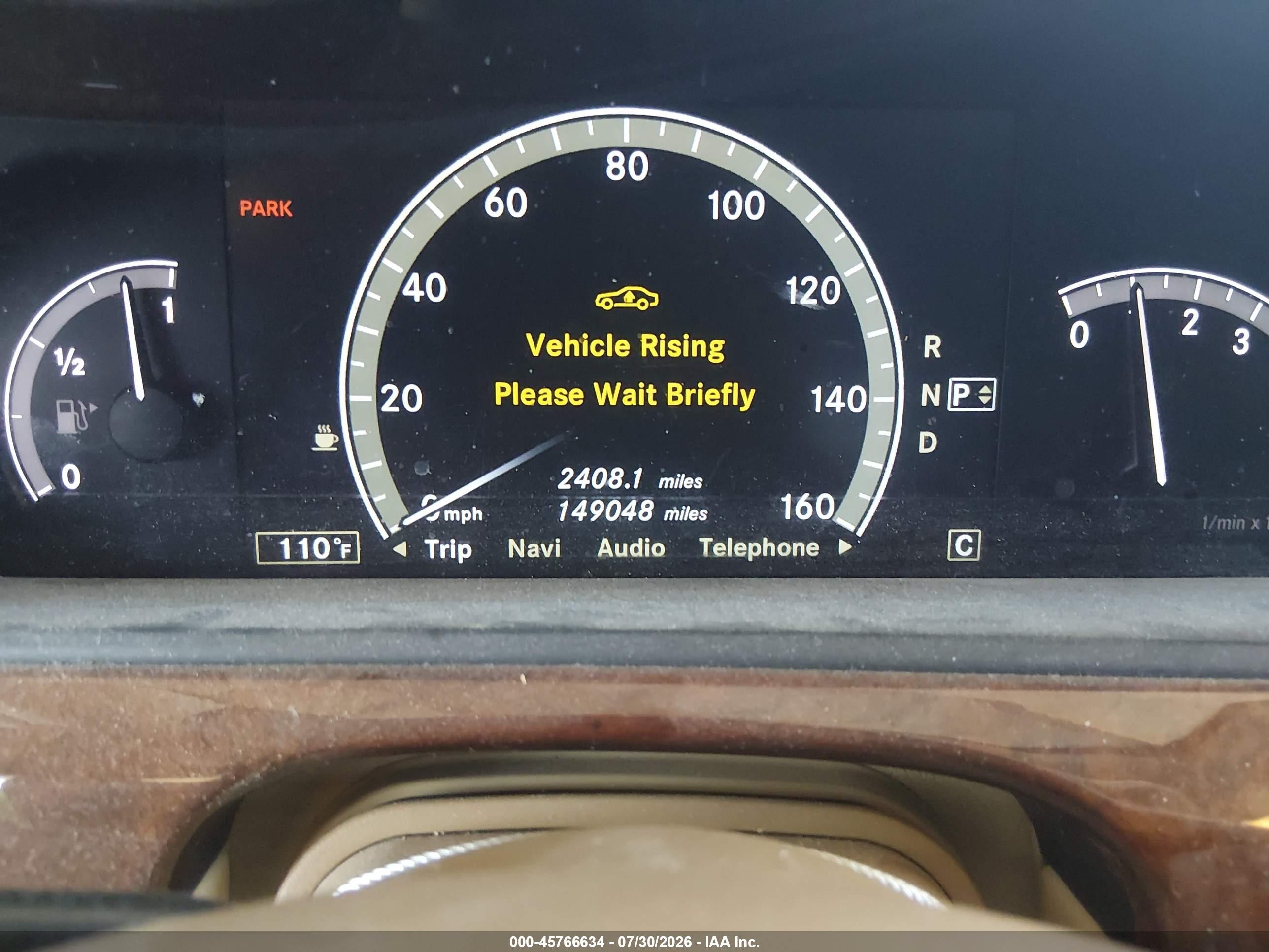 2010 Mercedes-benz S 550   Cream vin: WDDNG7BB3AA342276