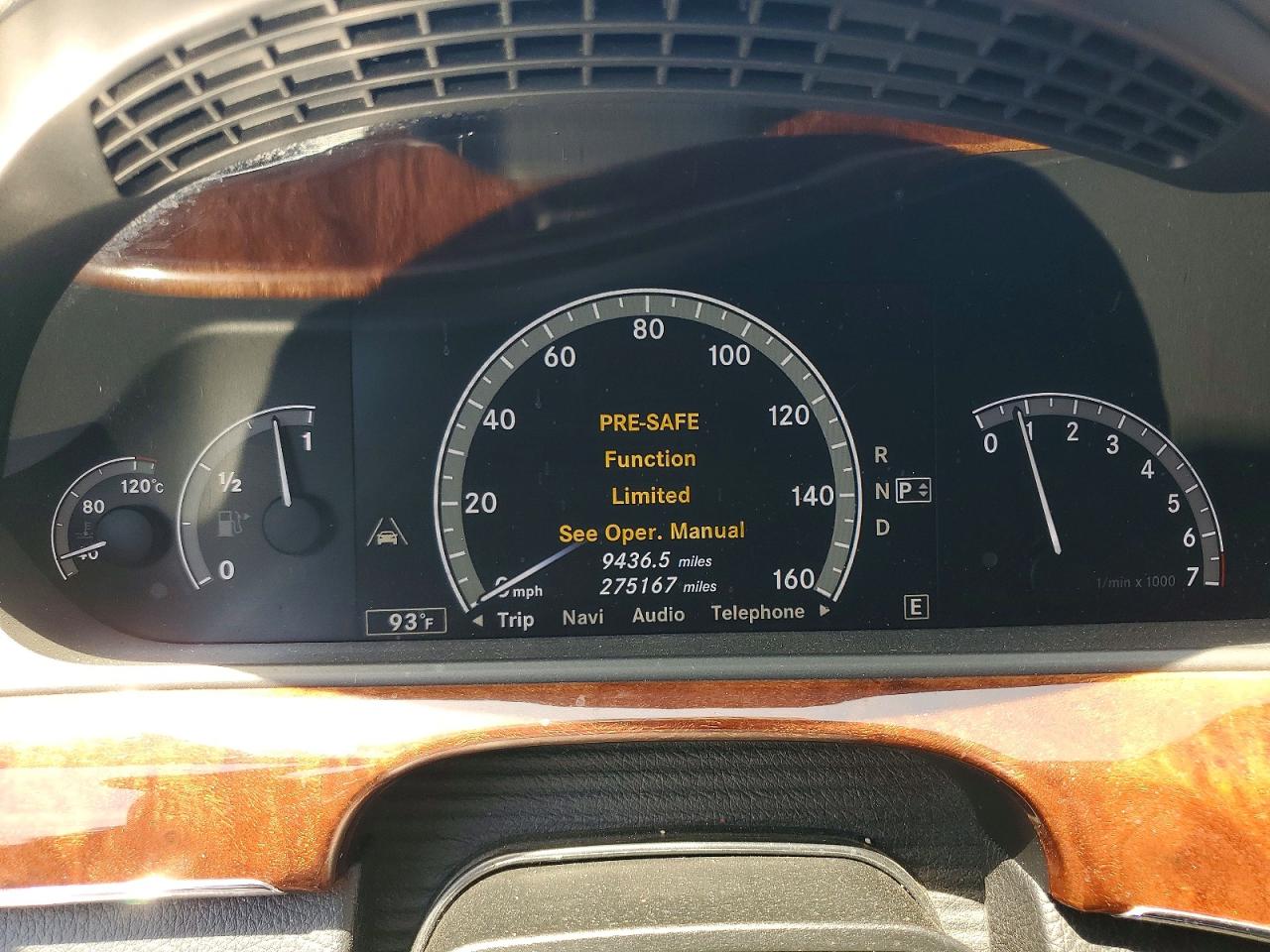2011 Mercedes-benz S 550 Black vin: WDDNG7BB4BA373909