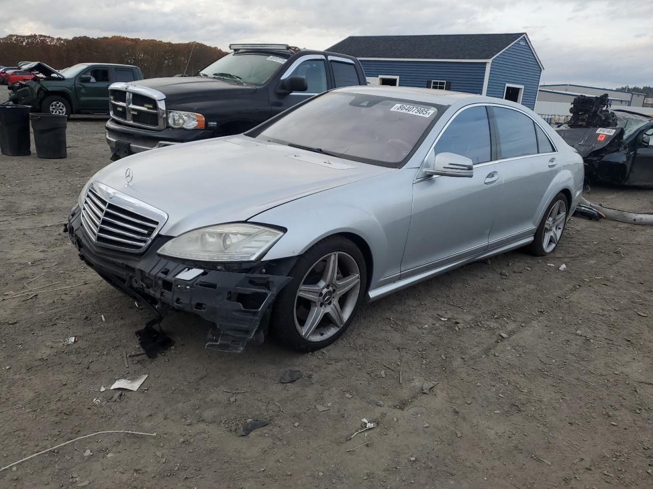 2010 Mercedes-benz S 550 Gray vin: WDDNG7BB5AA336933