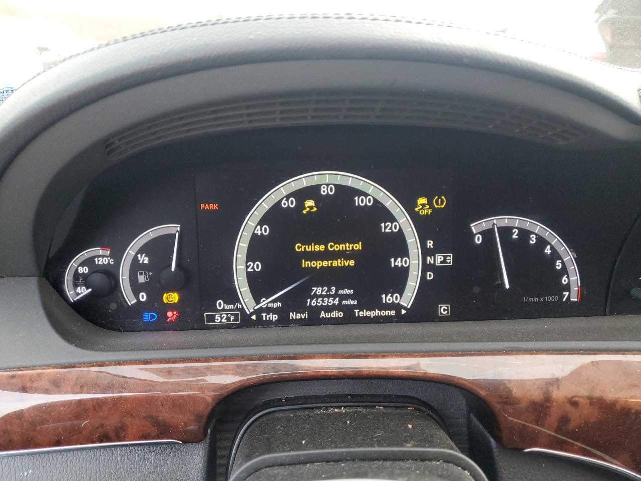 2010 Mercedes-benz S 550 Gray vin: WDDNG7BB5AA336933