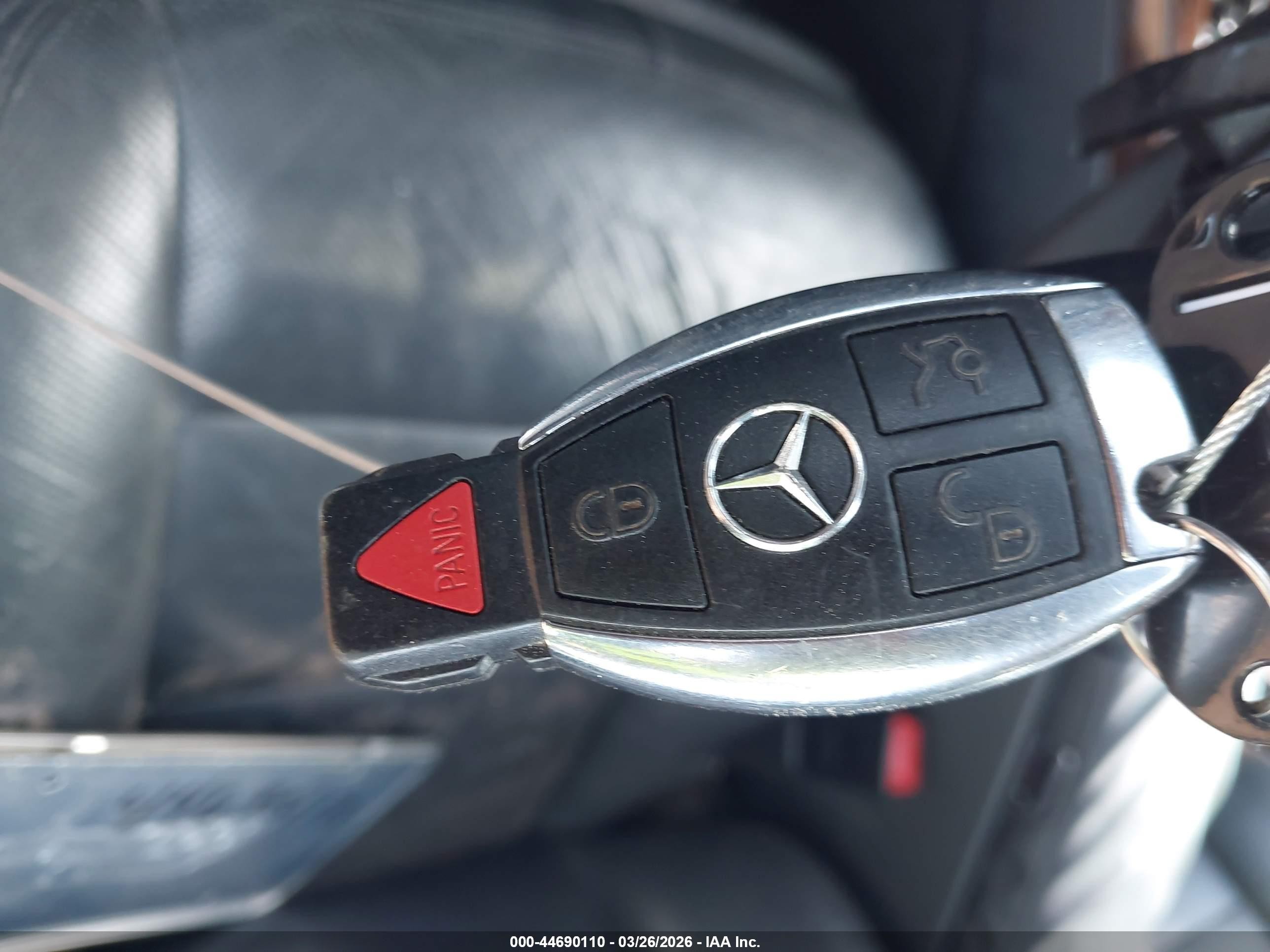 2011 Mercedes-benz S 550   Silver vin: WDDNG7BB6BA410653