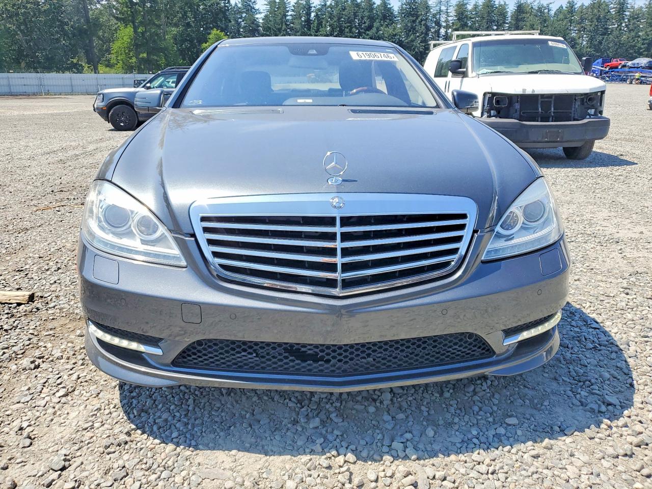 2010 Mercedes-benz S 550 Gray vin: WDDNG7BB7AA316358