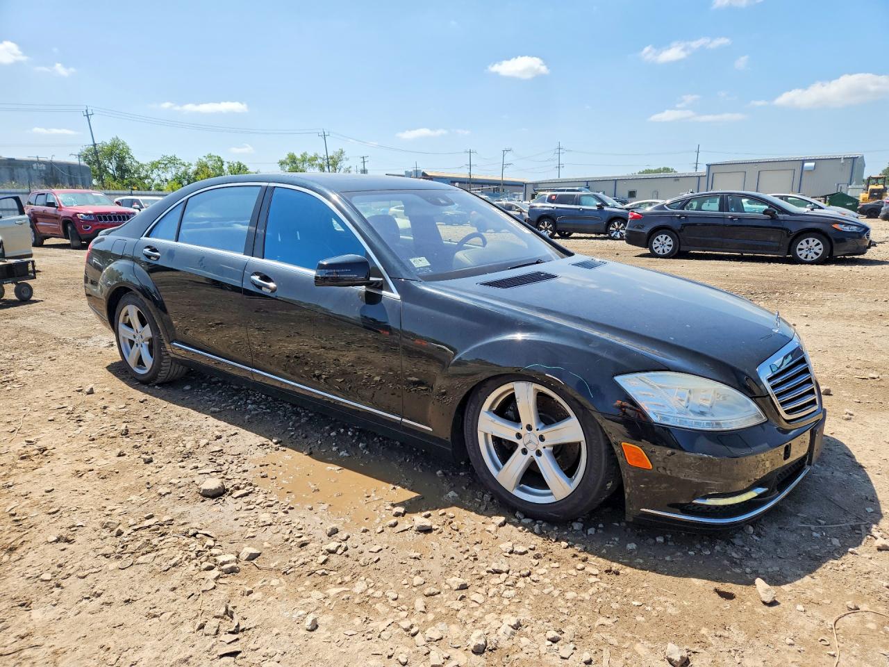 2010 Mercedes-benz S 550 Black vin: WDDNG7BB7AA356987