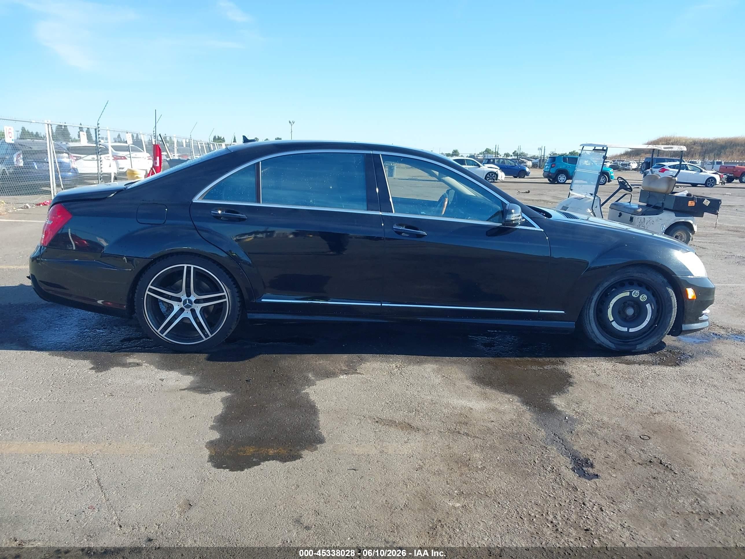 2010 Mercedes-benz S 550   Black vin: WDDNG7BB8AA297318
