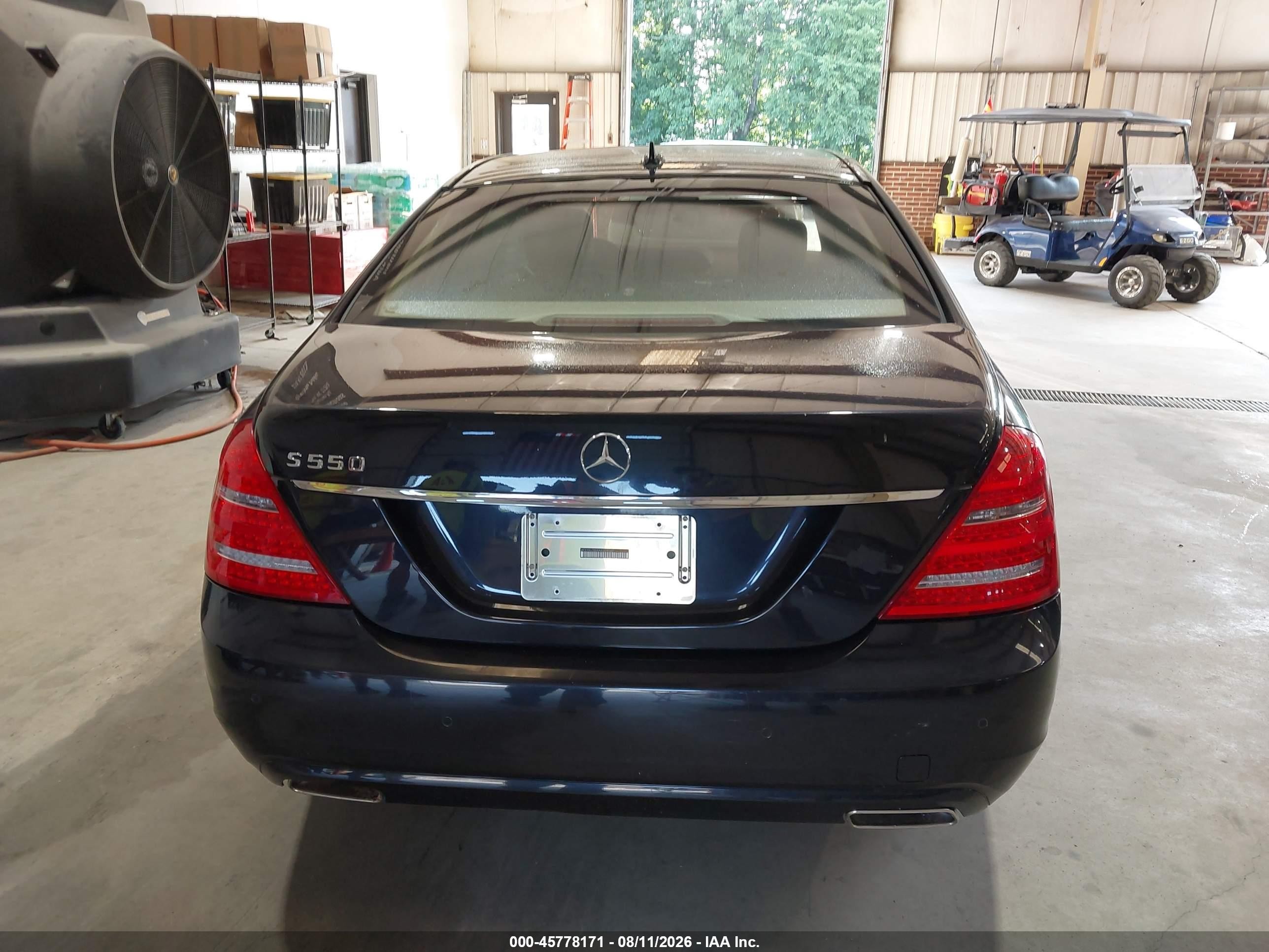 2010 Mercedes-benz S 550   Black vin: WDDNG7BB8AA329507