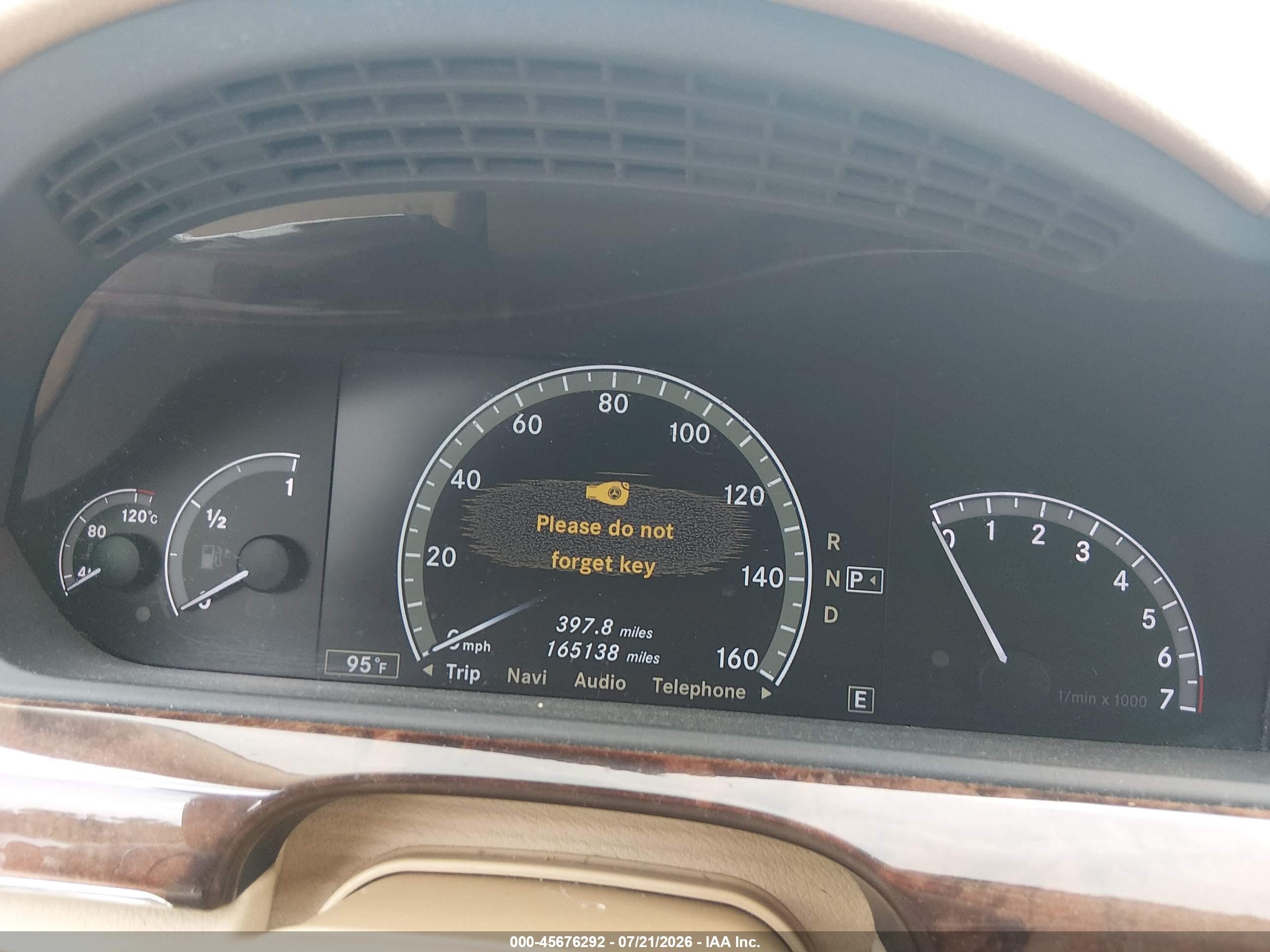 2011 Mercedes-benz S 550   White vin: WDDNG7BB8BA376439