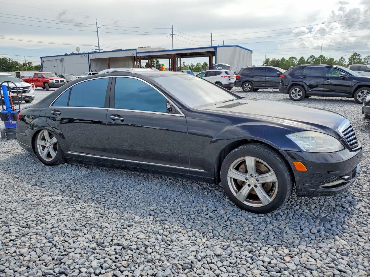 2011 Mercedes-benz S 550 Black vin: WDDNG7BB8BA387926