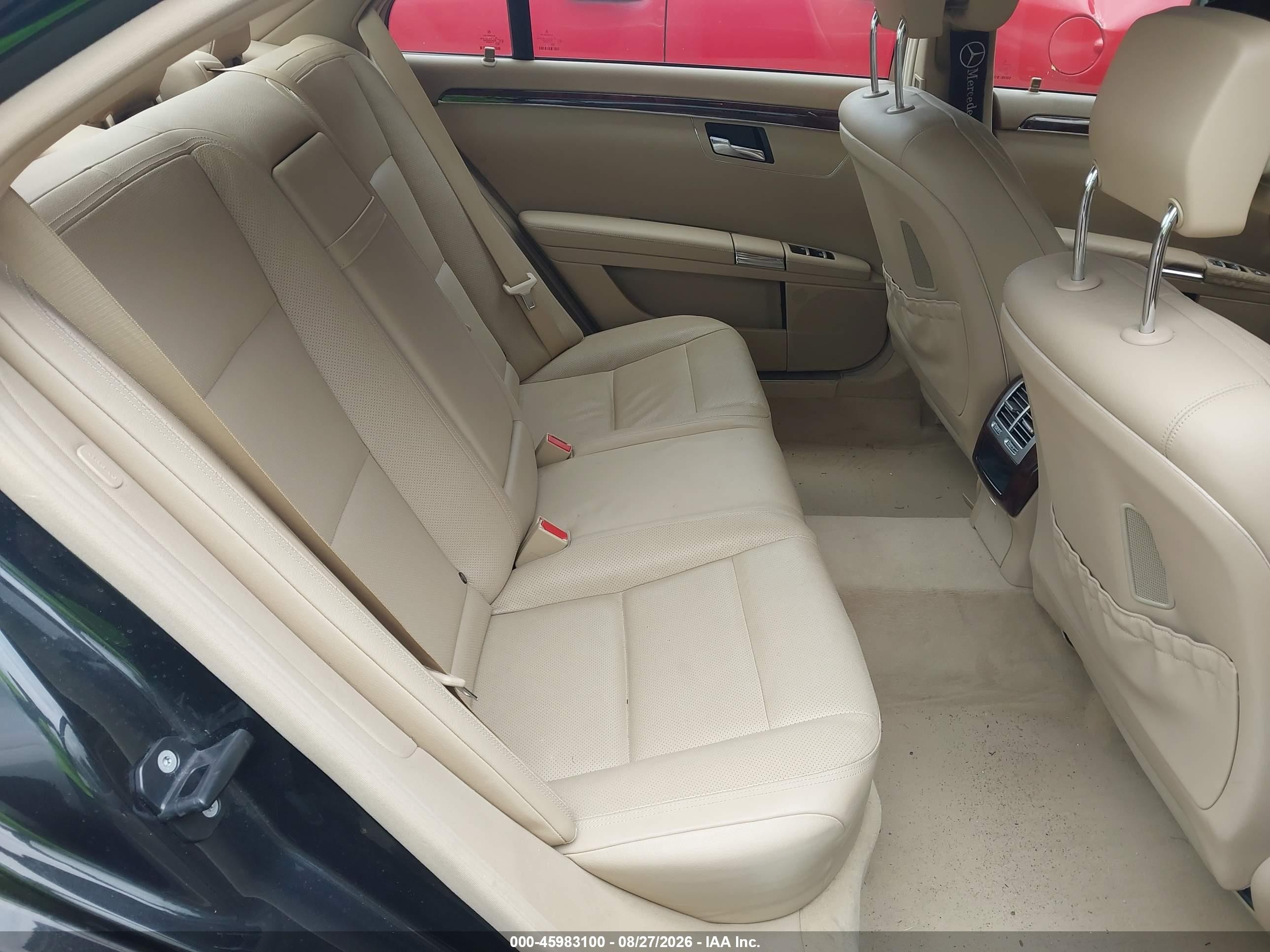 2011 Mercedes-benz S 550   Black vin: WDDNG7BB8BA413280
