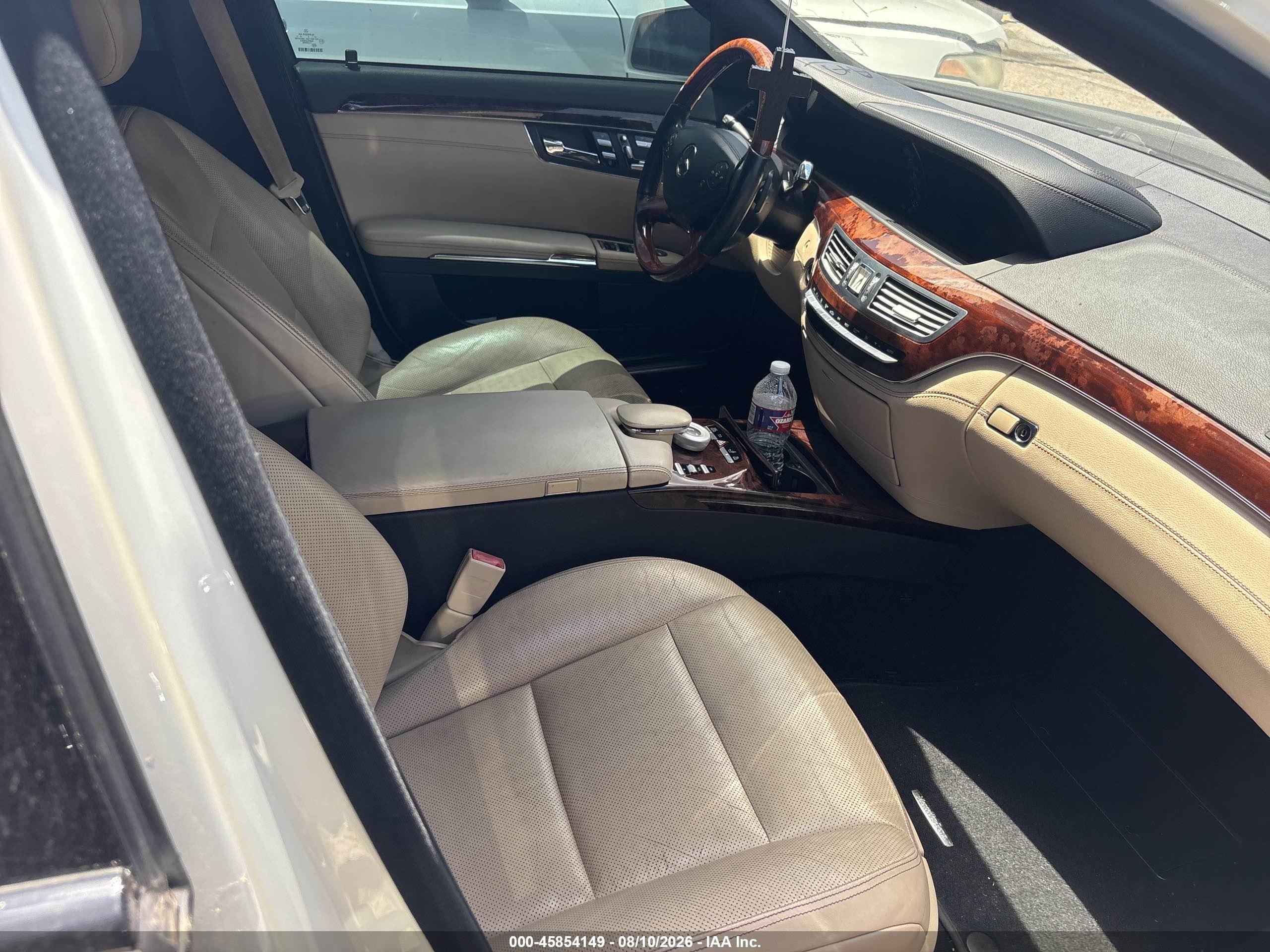 2011 Mercedes-benz S 550   vin: WDDNG7BB9BA397106