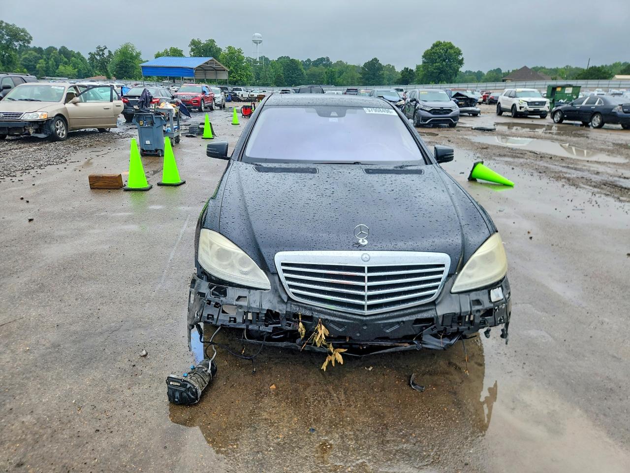 2011 Mercedes-benz S 550 Black vin: WDDNG7BB9BA397171