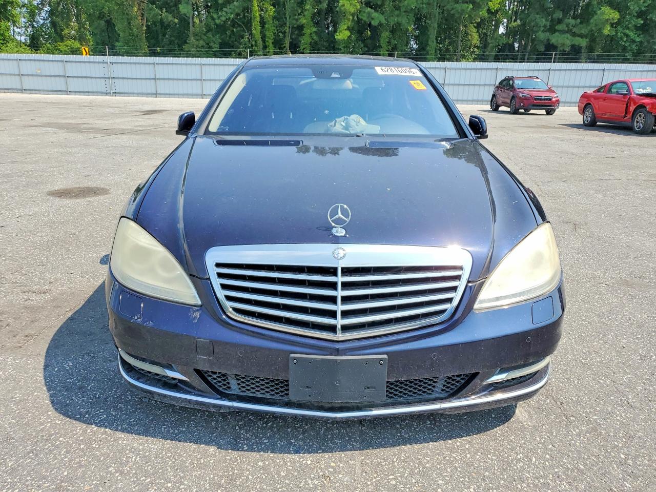 2011 Mercedes-benz S 550 Blue vin: WDDNG7BB9BA407083
