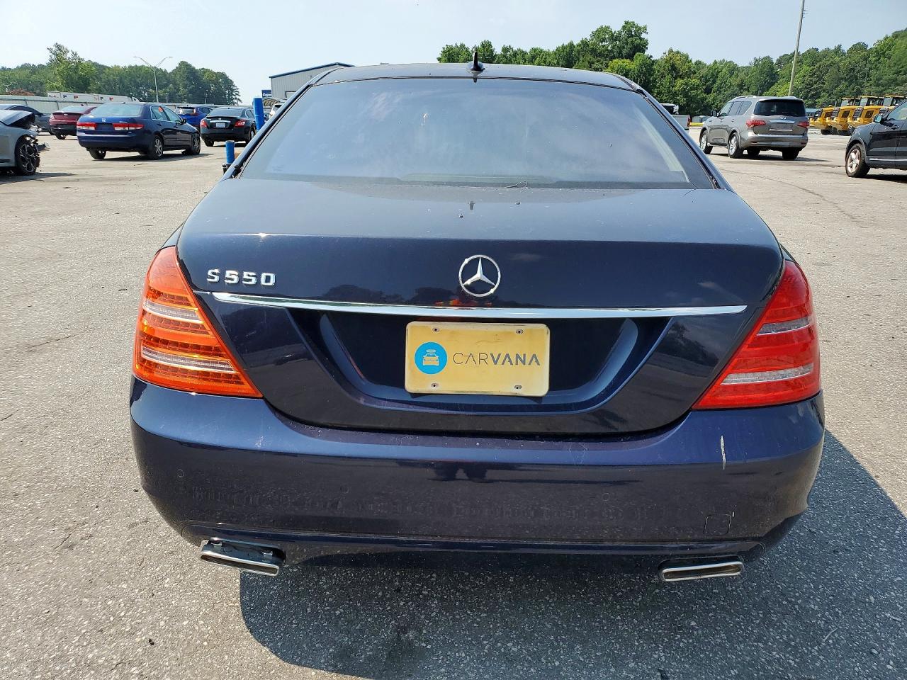 2011 Mercedes-benz S 550 Blue vin: WDDNG7BB9BA407083