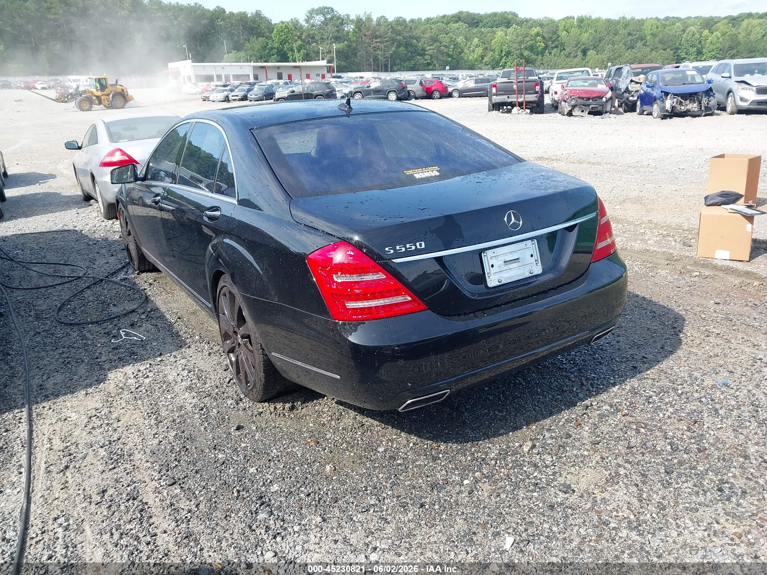 2011 Mercedes-benz S 550   Black vin: WDDNG7BB9BA416446