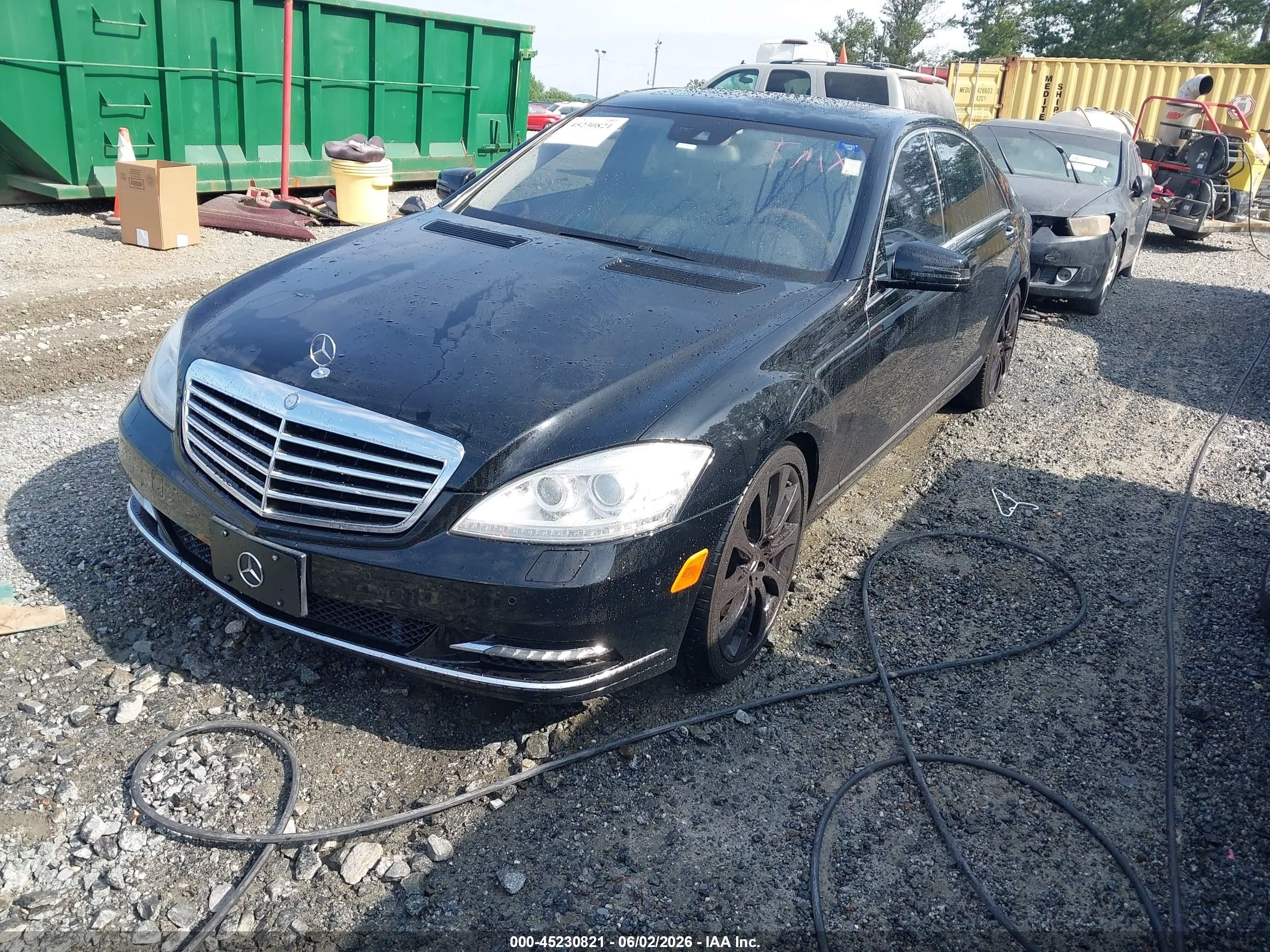 2011 Mercedes-benz S 550   Black vin: WDDNG7BB9BA416446