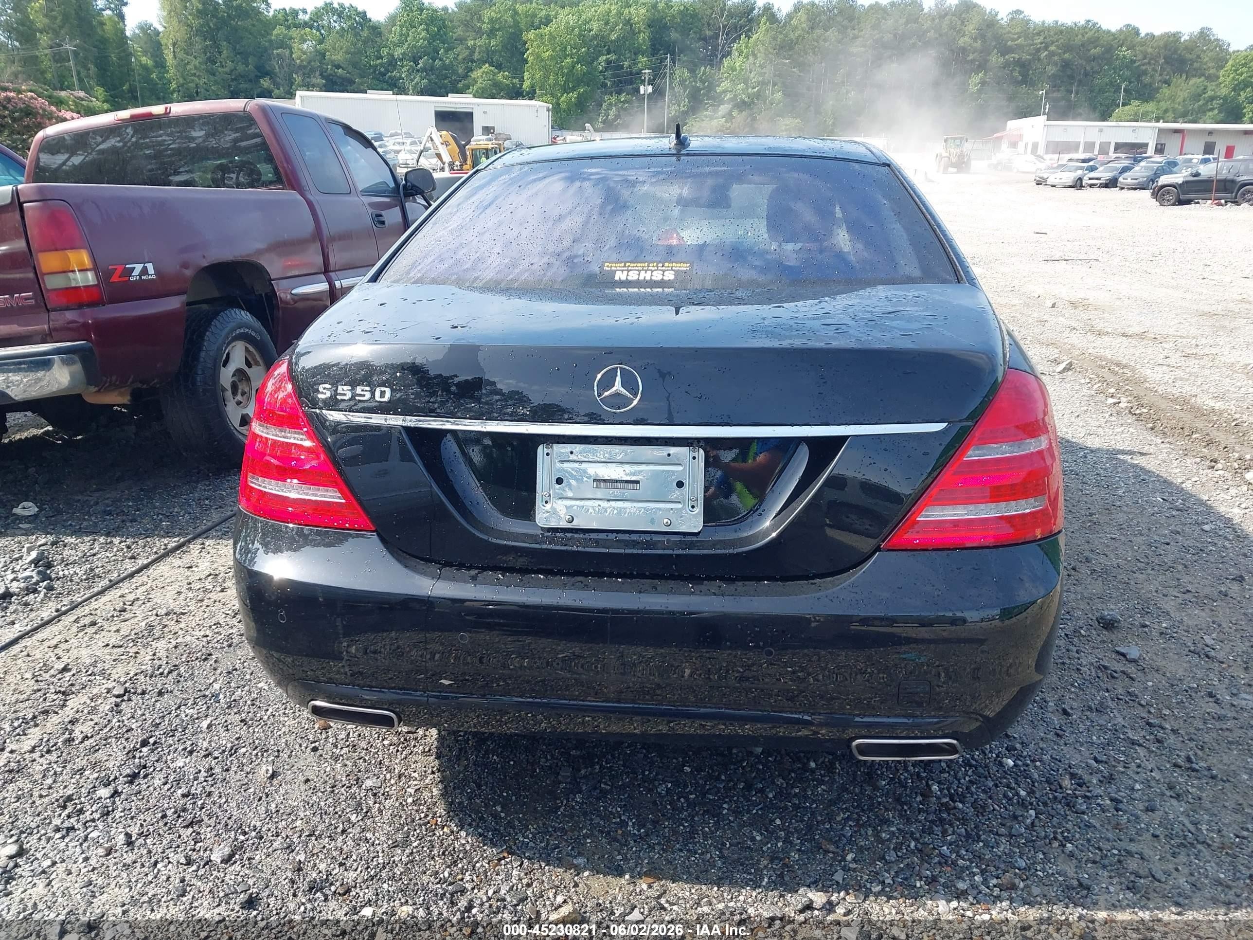 2011 Mercedes-benz S 550   Black vin: WDDNG7BB9BA416446