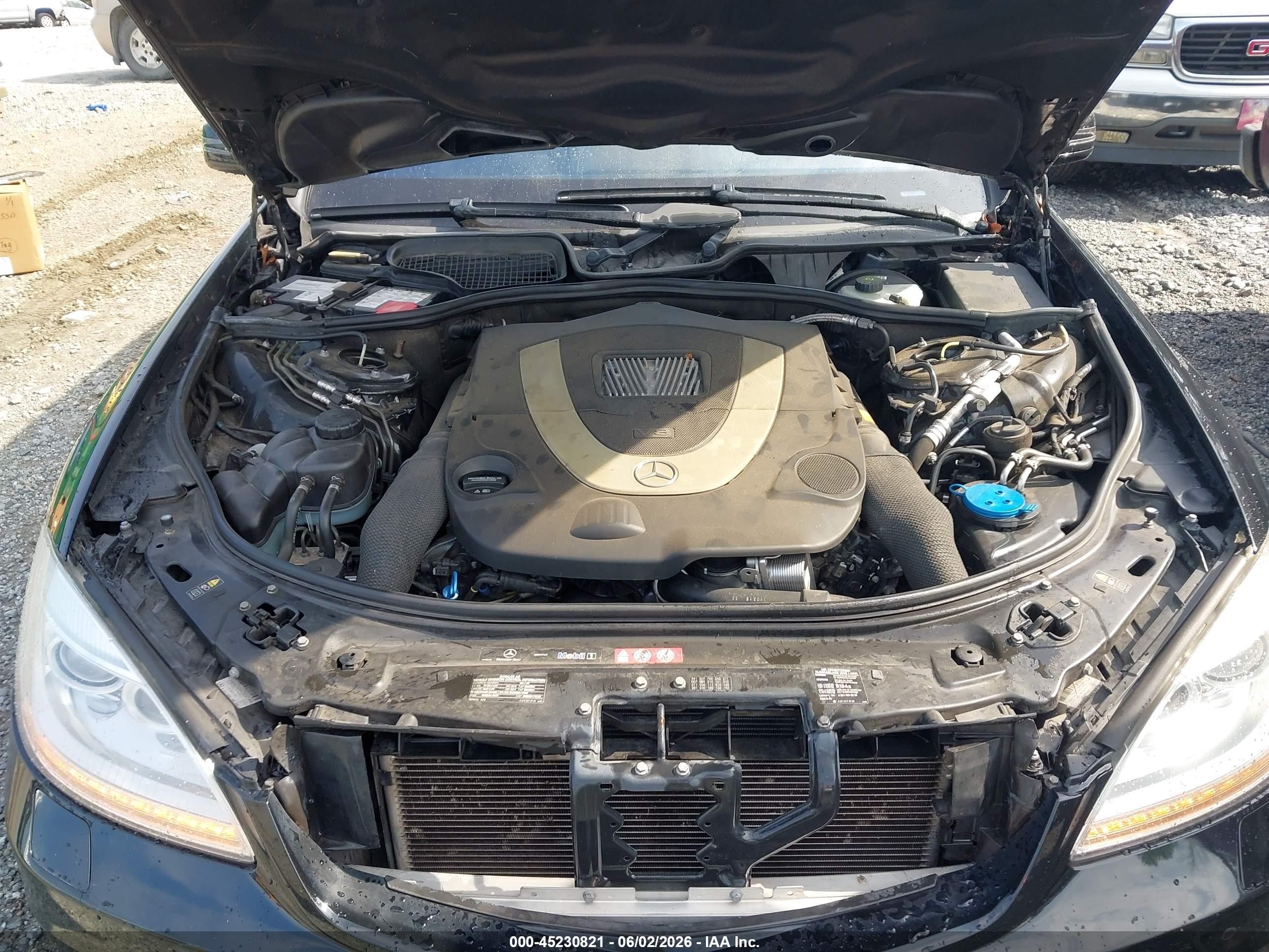 2011 Mercedes-benz S 550   Black vin: WDDNG7BB9BA416446
