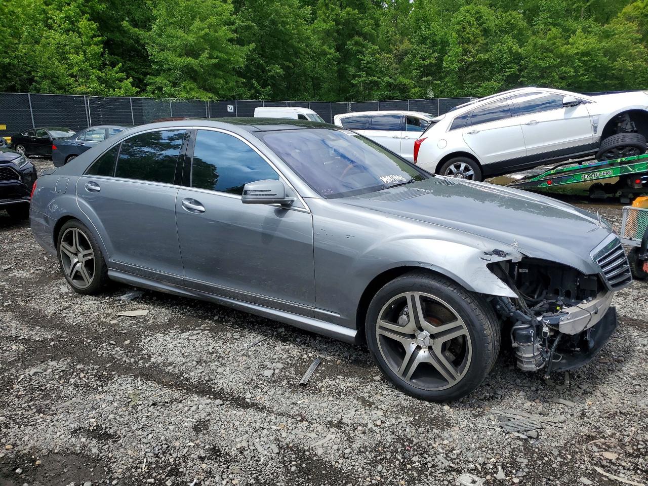 2011 Mercedes-benz S 550 Gray vin: WDDNG7BBXBA375891