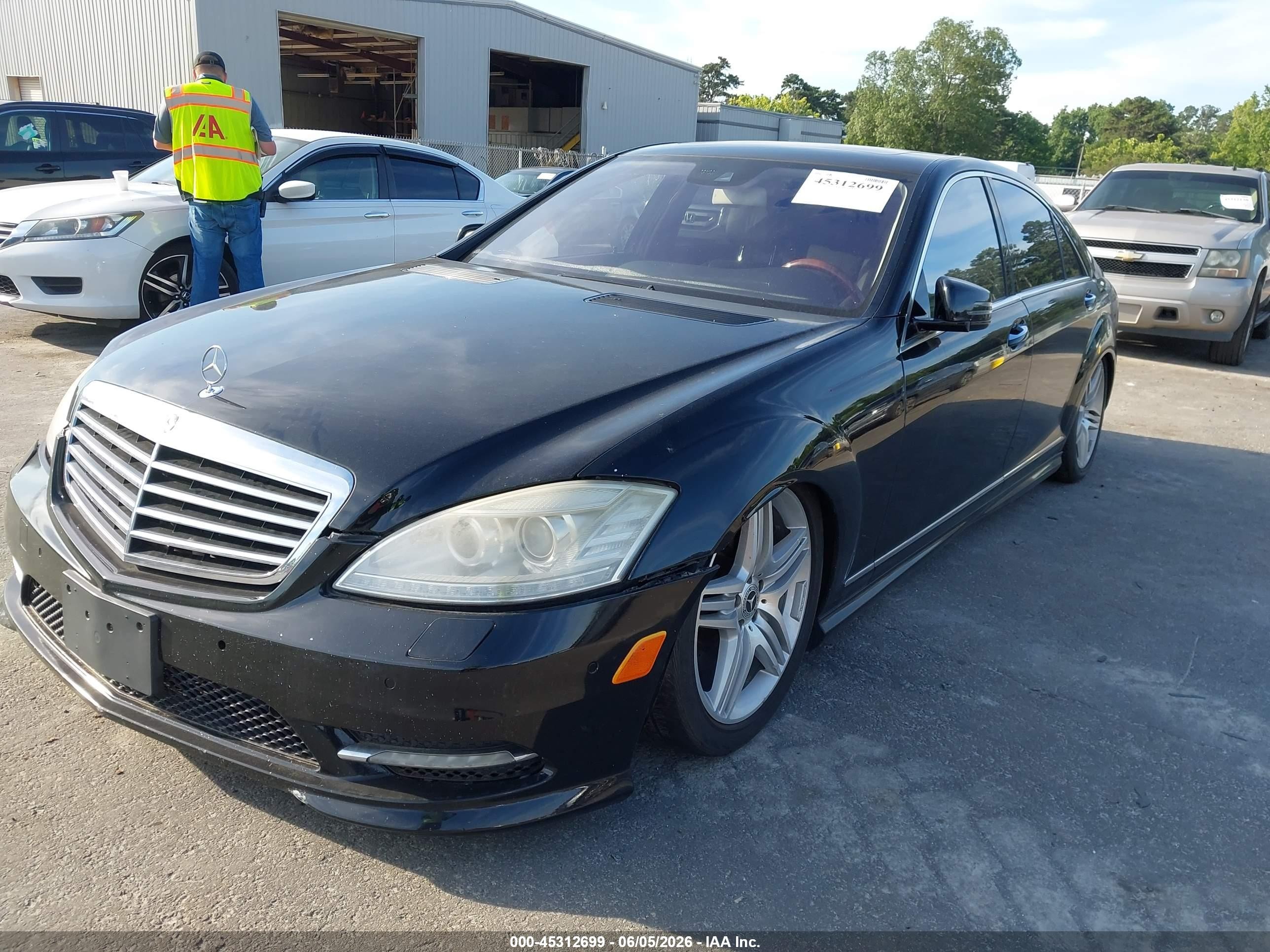 2013 Mercedes-benz S 550   Black vin: WDDNG7DB1DA503449