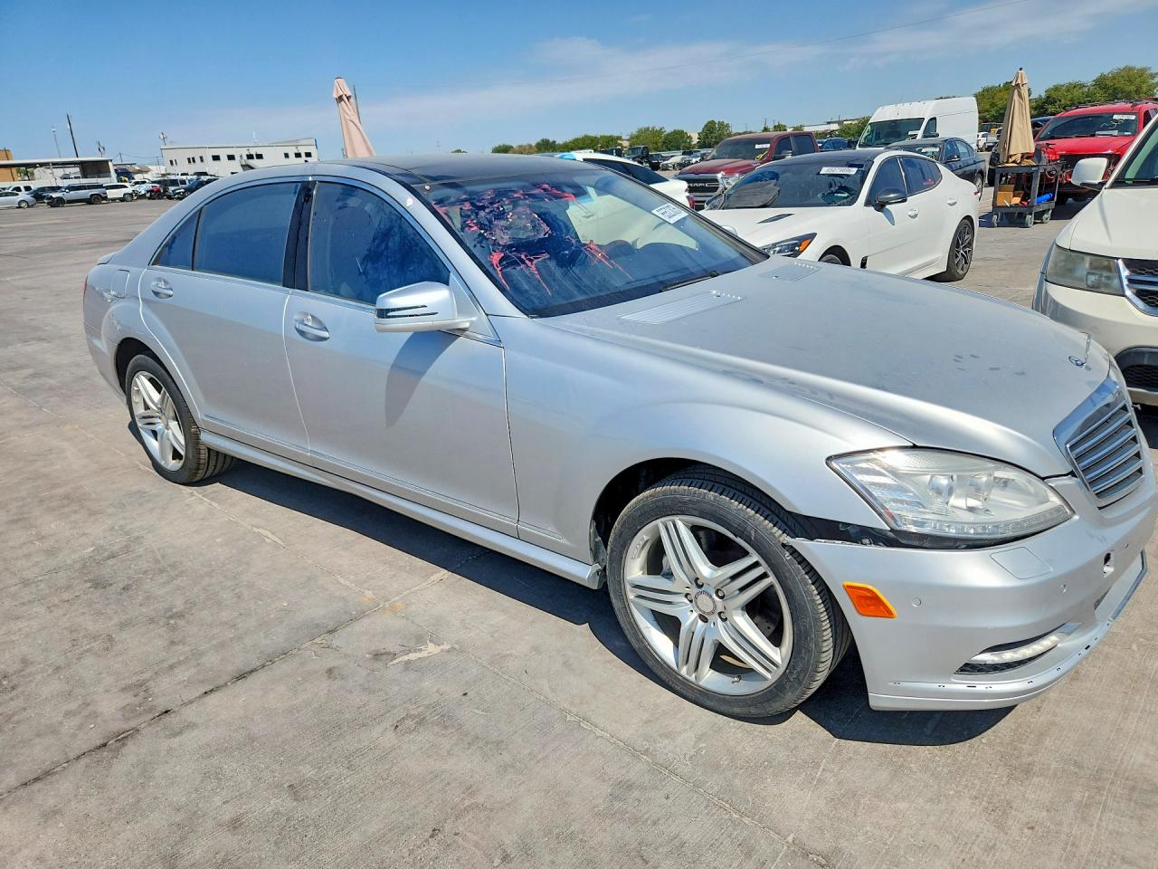 2013 Mercedes-benz S 550 Silver vin: WDDNG7DB1DA519876