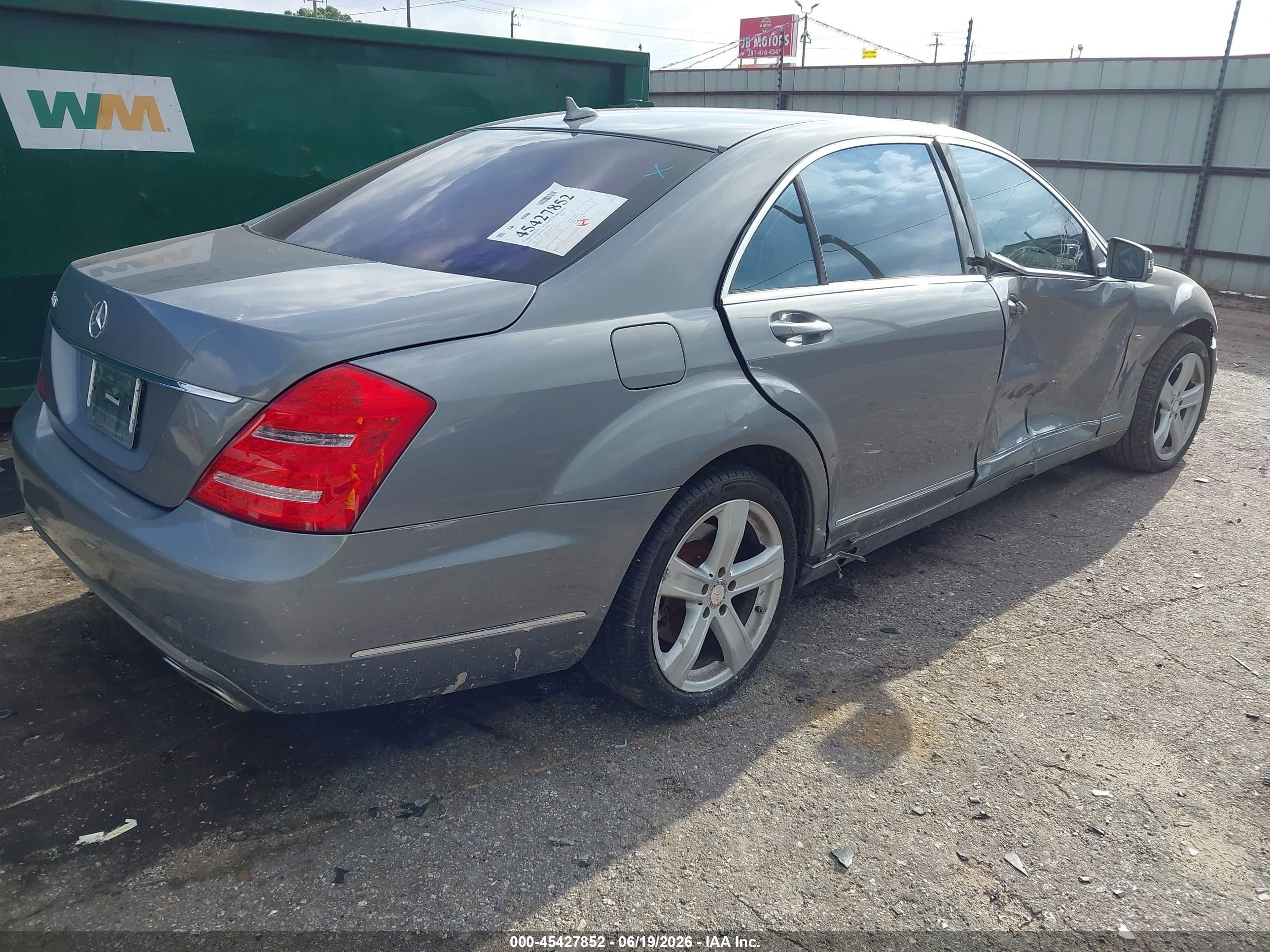 2012 Mercedes-benz S 550 Gray vin: WDDNG7DB4CA446694