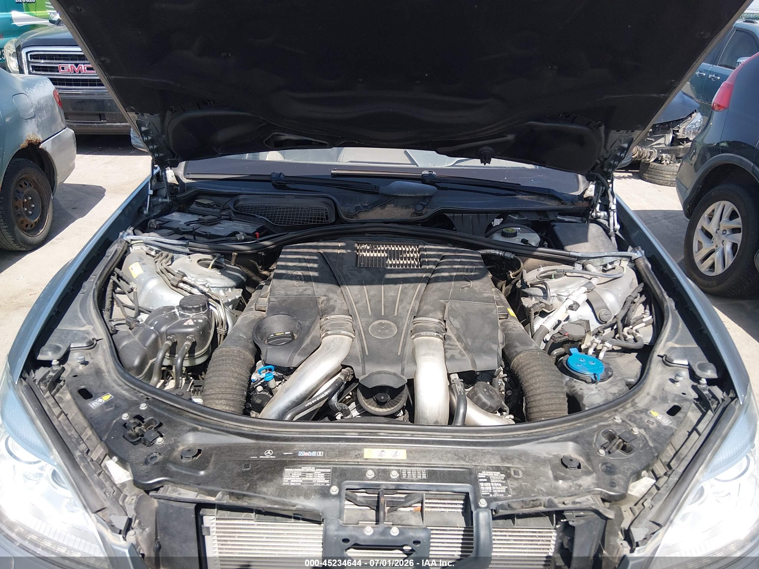 2013 Mercedes-benz S 550   Silver vin: WDDNG7DB4DA508189