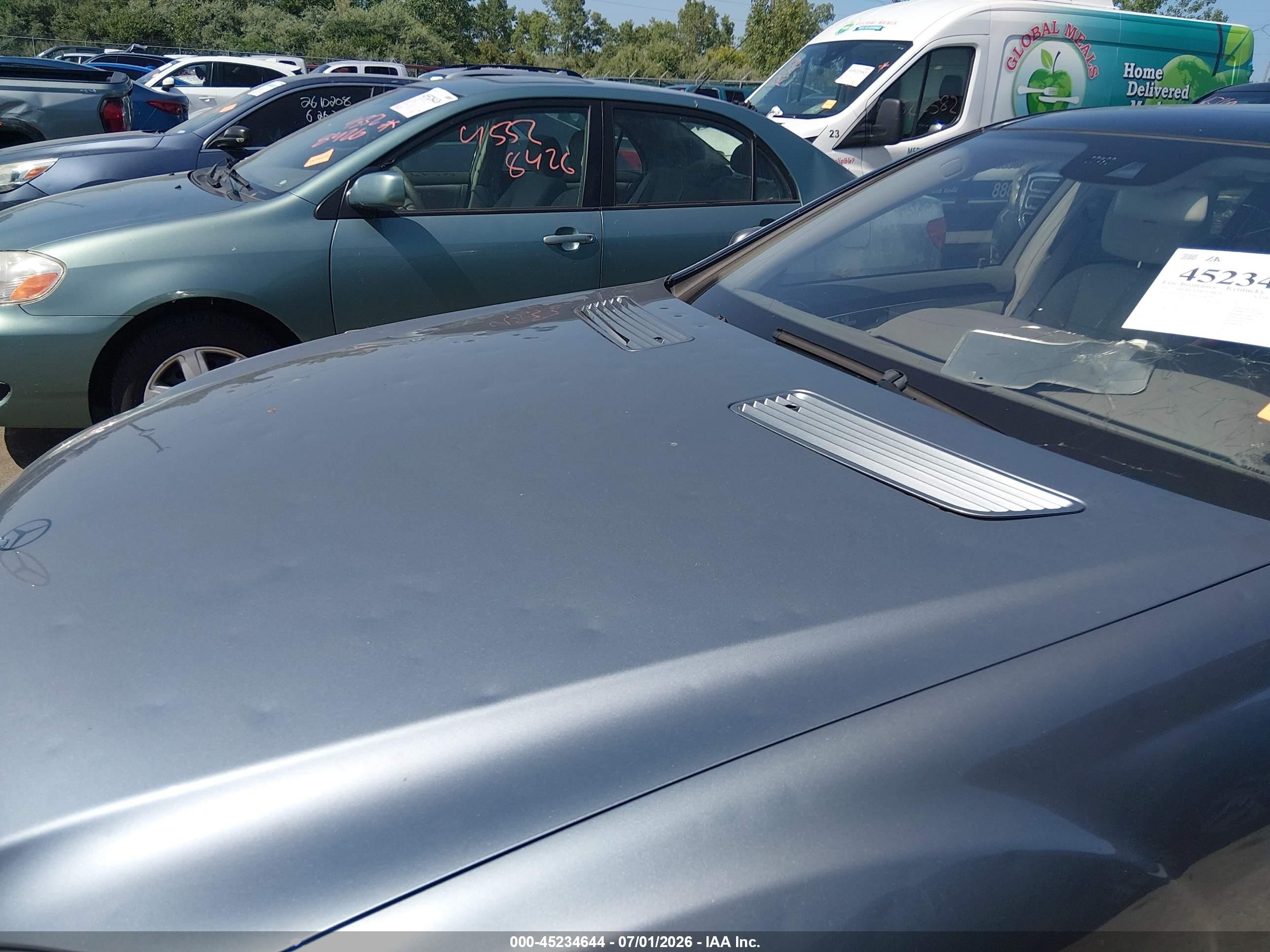 2013 Mercedes-benz S 550   Silver vin: WDDNG7DB4DA508189