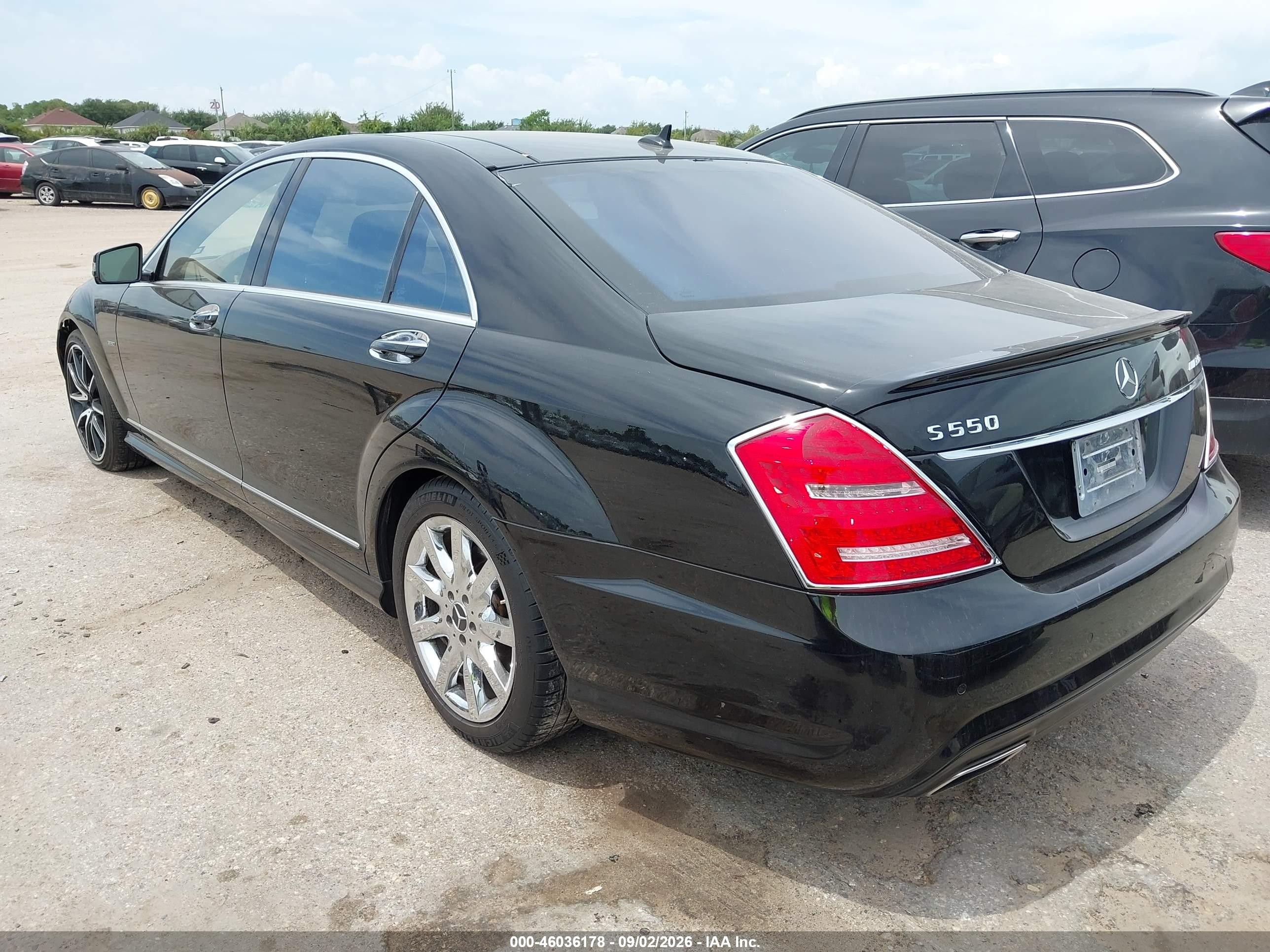 2012 Mercedes-benz S 550   Black vin: WDDNG7DB5CA429824