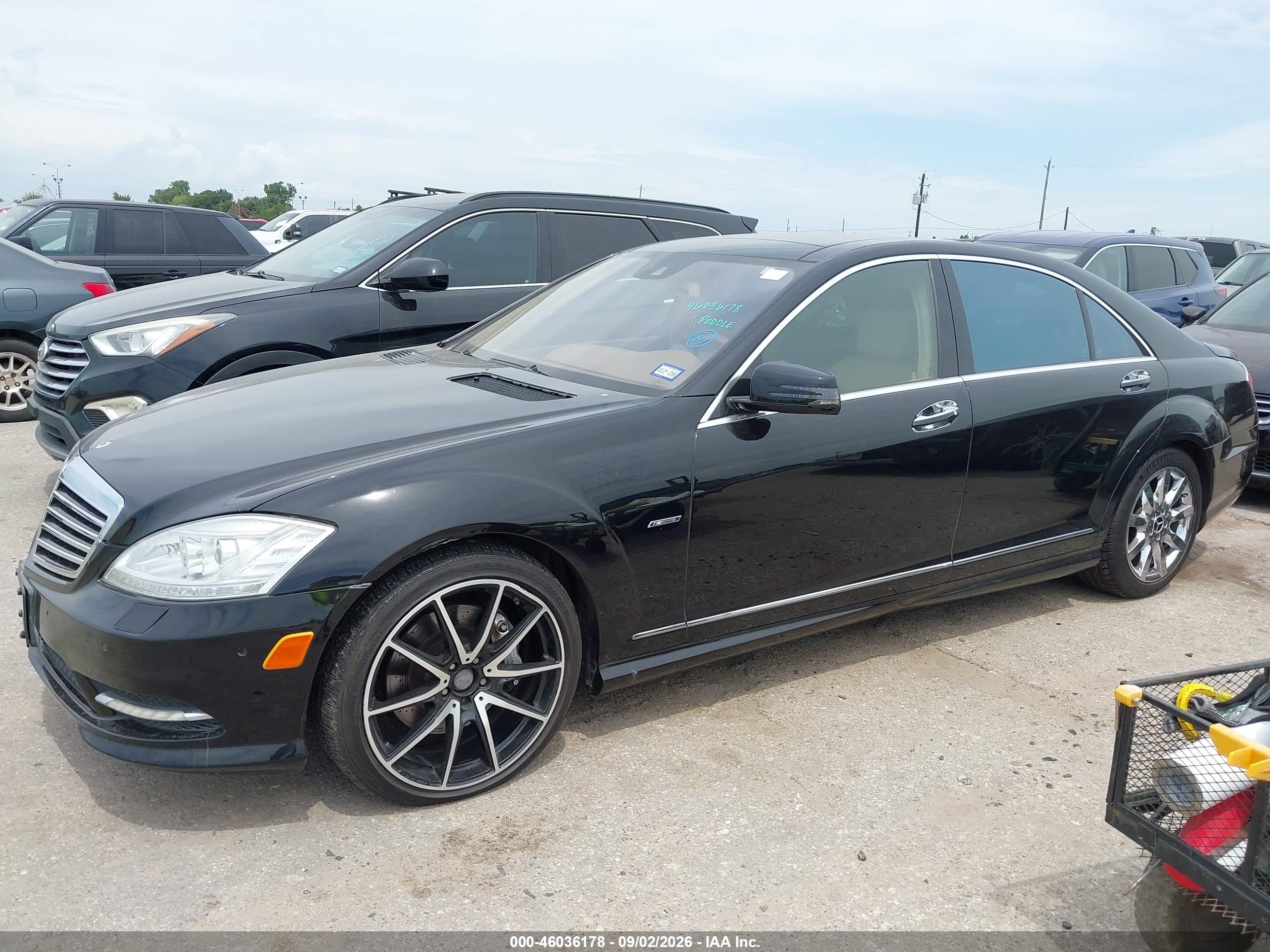 2012 Mercedes-benz S 550   Black vin: WDDNG7DB5CA429824
