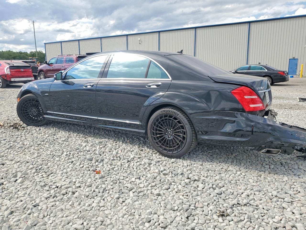 2012 Mercedes-benz S 550 Black vin: WDDNG7DB5CA464427