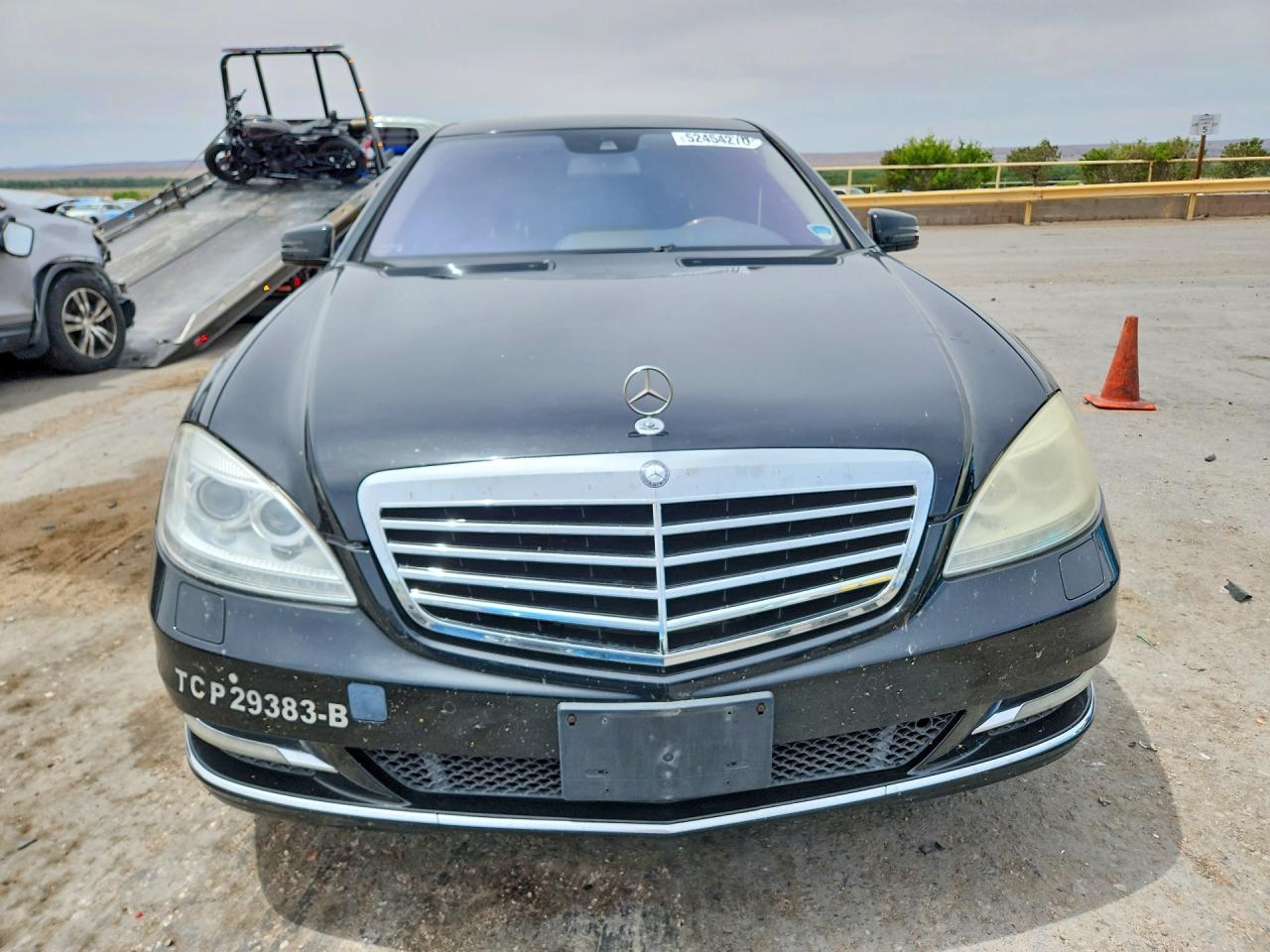 2012 Mercedes-benz S 550 Черный vin: WDDNG7DB5CA465111
