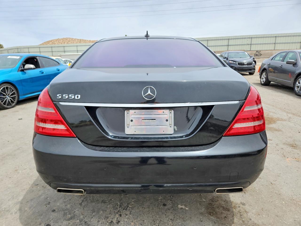 2012 Mercedes-benz S 550 Черный vin: WDDNG7DB5CA465111