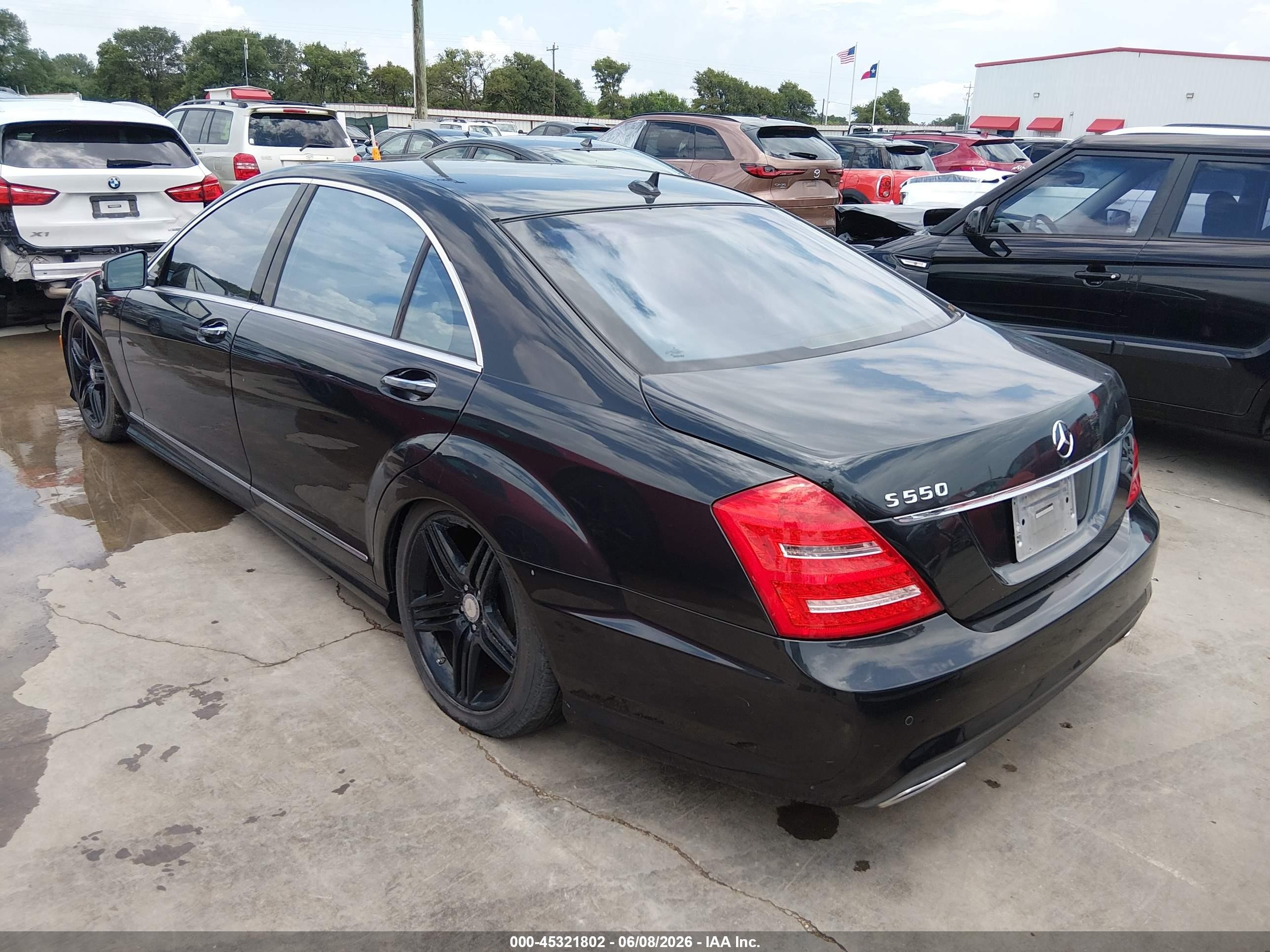 2013 Mercedes-benz S 550   Black vin: WDDNG7DB5DA516270