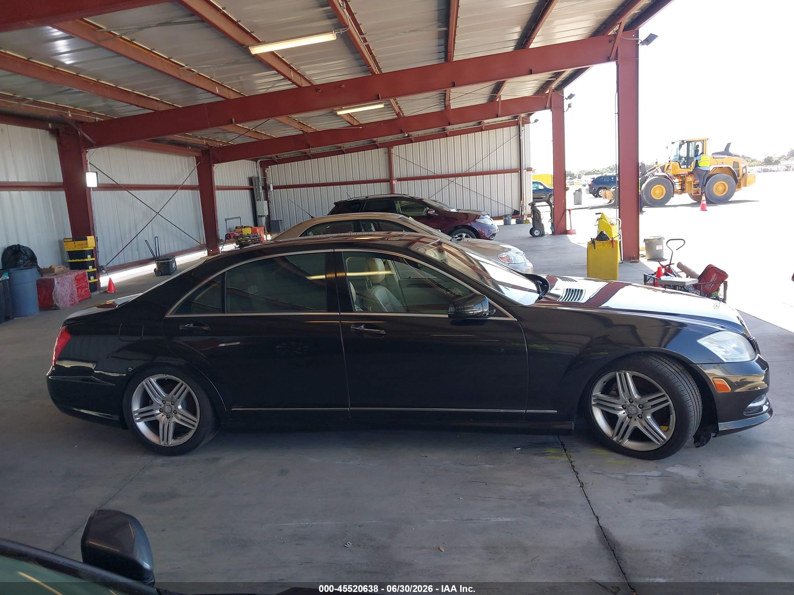 2013 Mercedes-benz S 550 Black vin: WDDNG7DB6DA505620