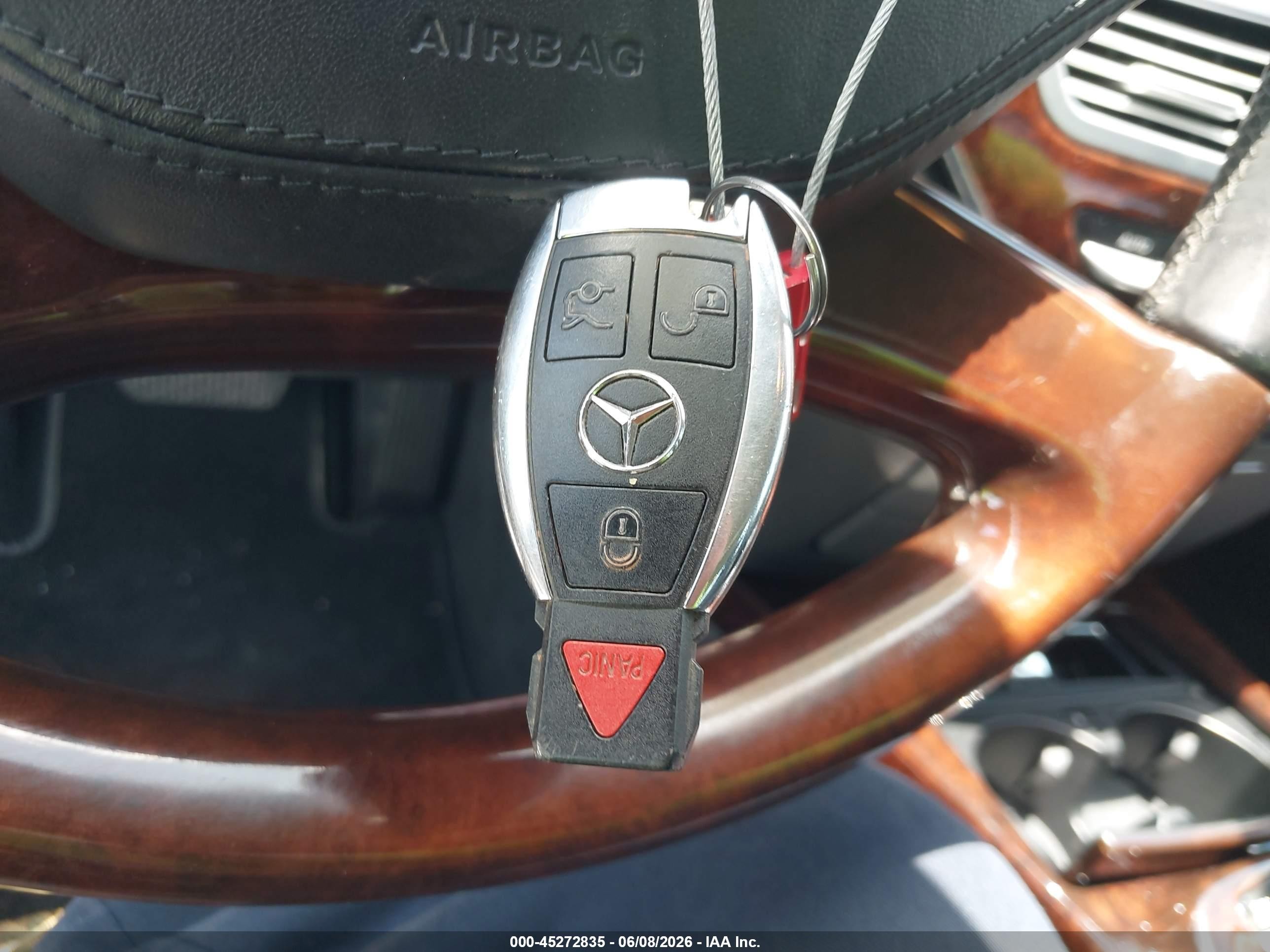2013 Mercedes-benz S 550   Black vin: WDDNG7DB6DA513734