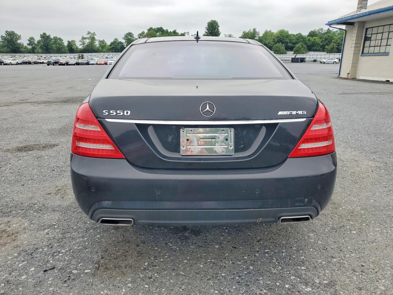2013 Mercedes-benz S 550 Black vin: WDDNG7DB6DA520330