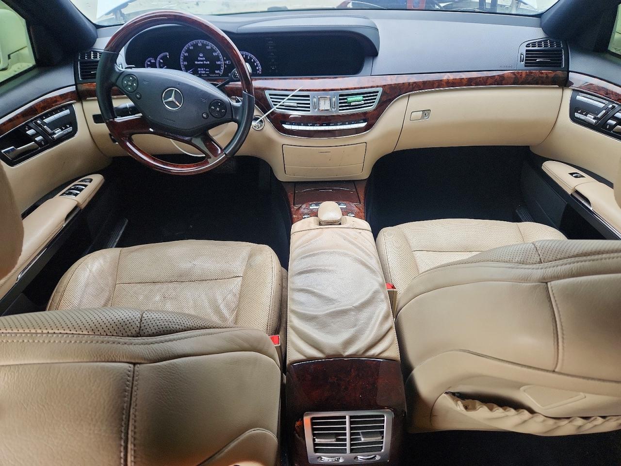 2013 Mercedes-benz S 550 White vin: WDDNG7DB7DA516044
