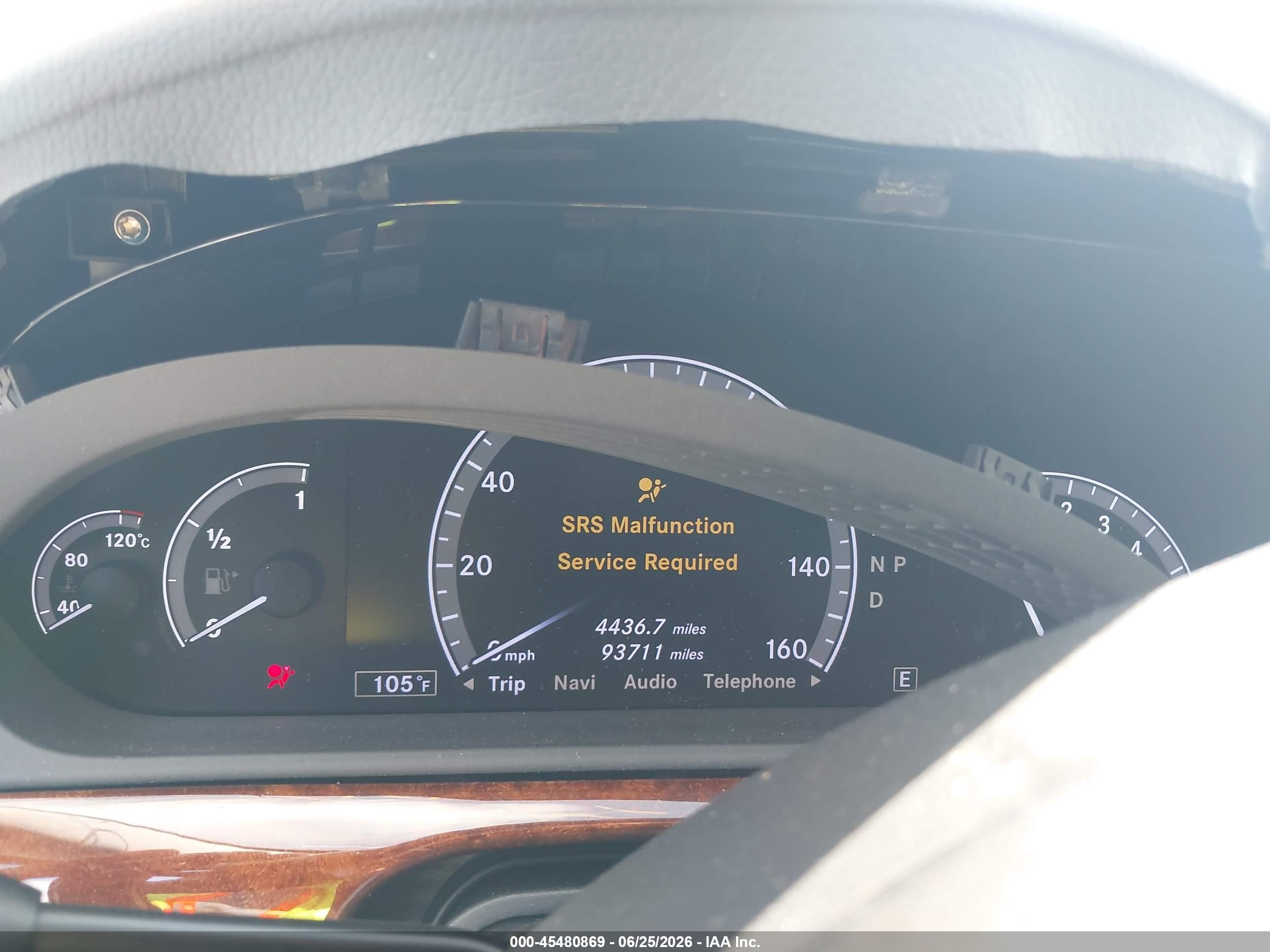2013 Mercedes-benz S 550 Silver vin: WDDNG7DB7DA533782