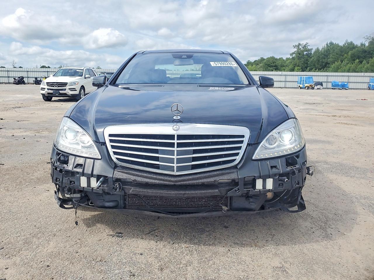 2013 Mercedes-benz S 550 Black vin: WDDNG7DB8DA527781