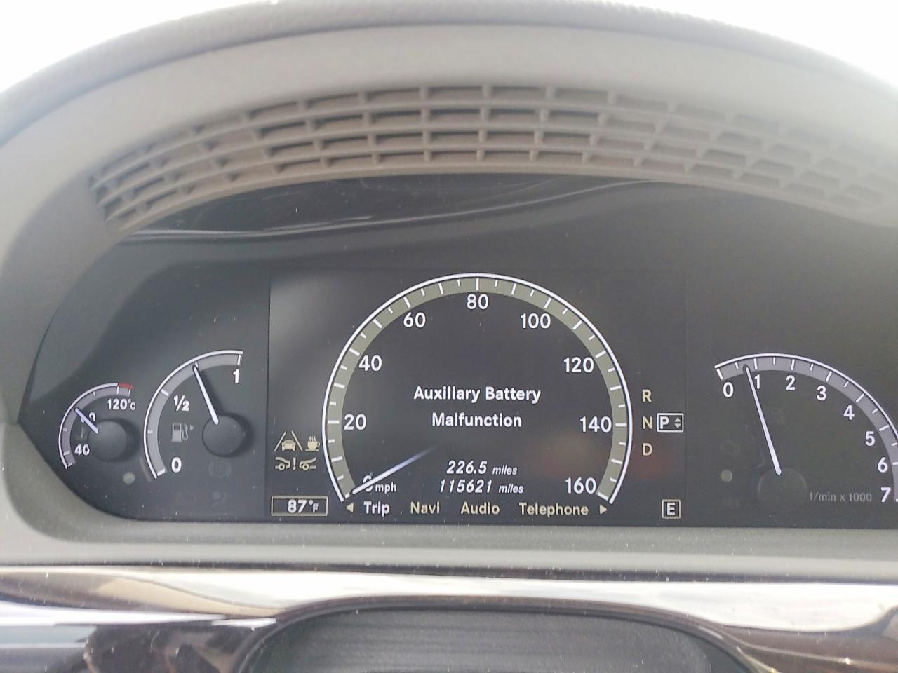 2013 Mercedes-benz S 550 Black vin: WDDNG7DB8DA527781