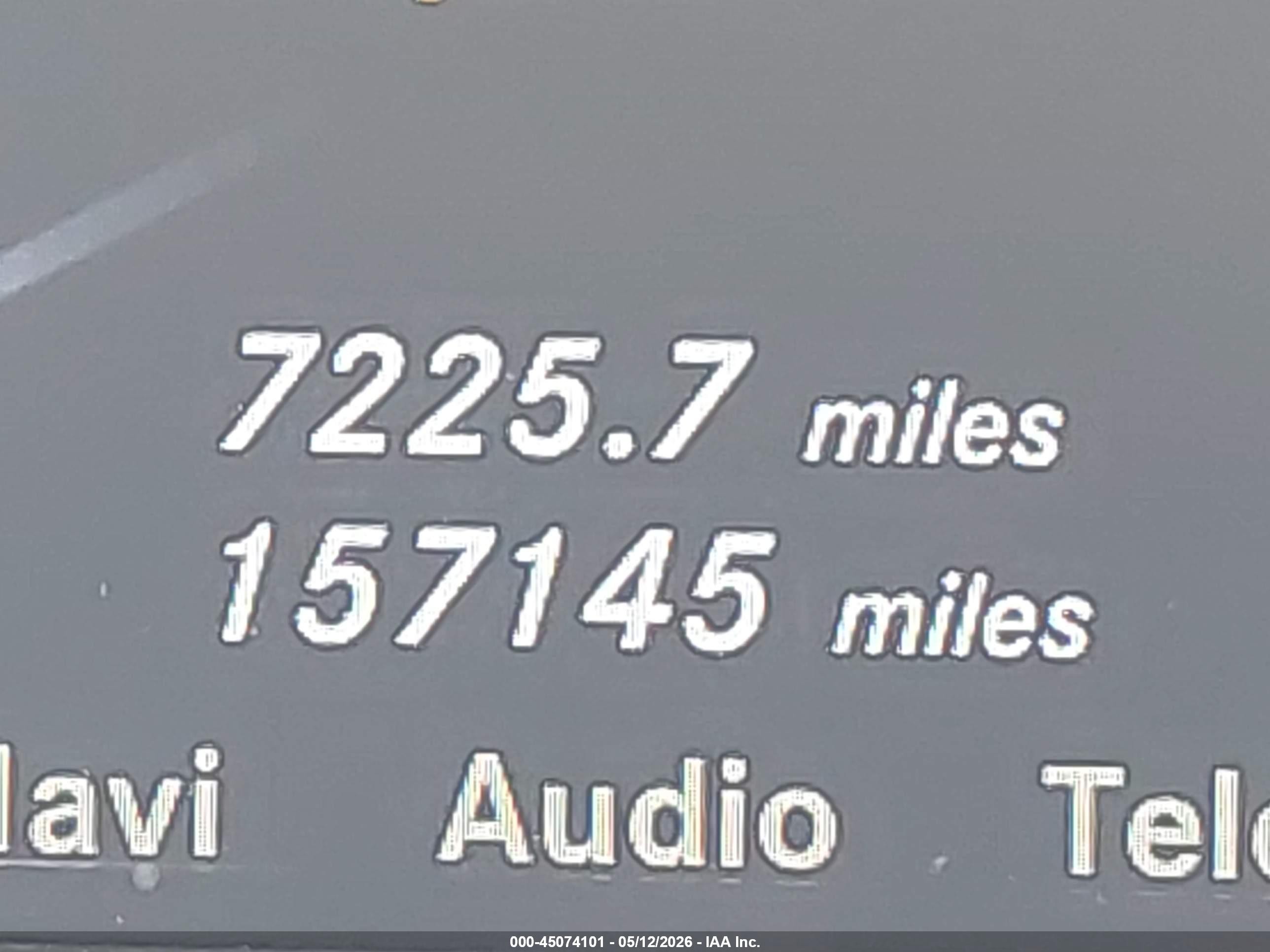 2012 Mercedes-benz S 550   Серебряный vin: WDDNG7DB9CA434430