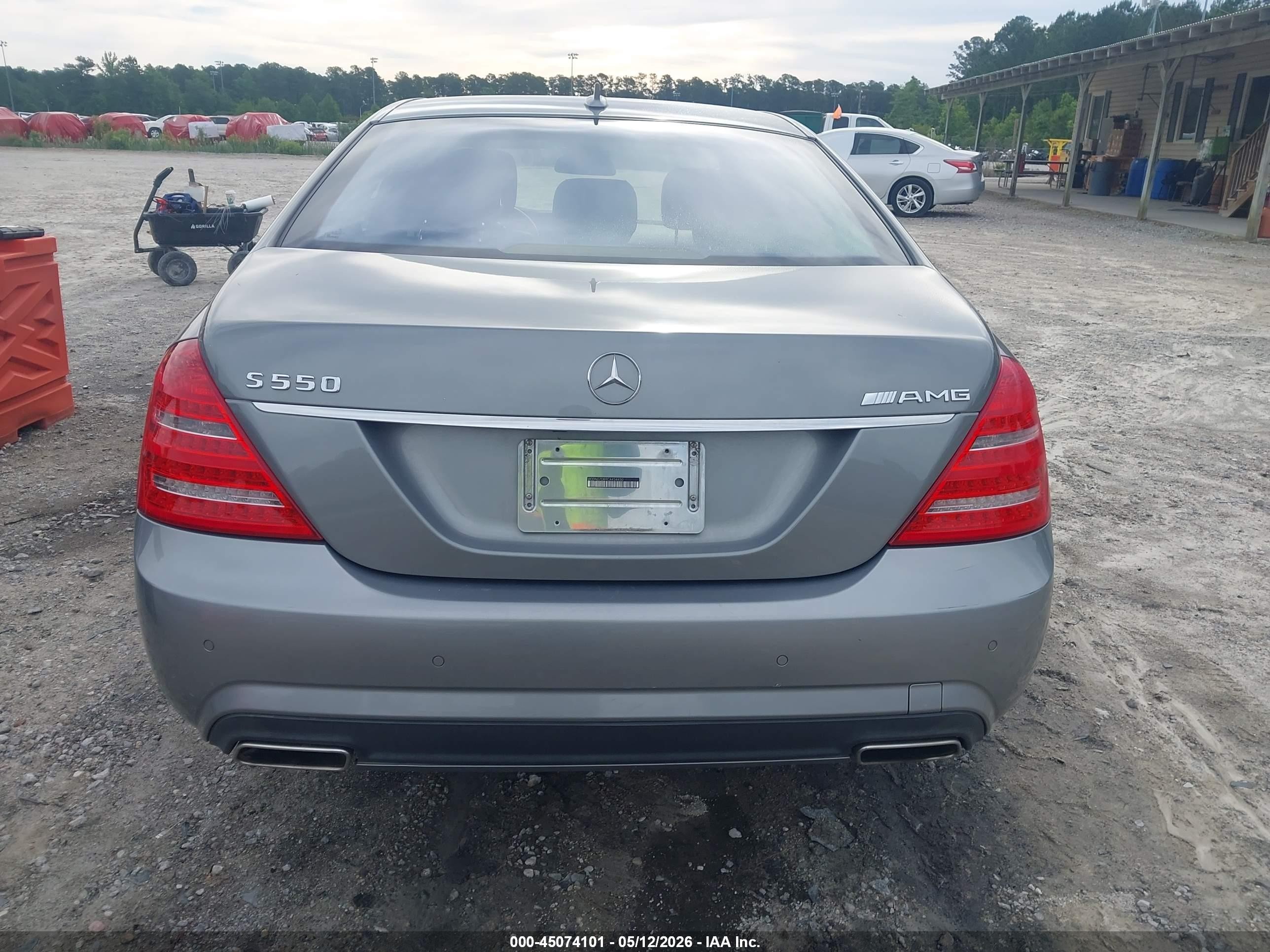 2012 Mercedes-benz S 550   Серебряный vin: WDDNG7DB9CA434430