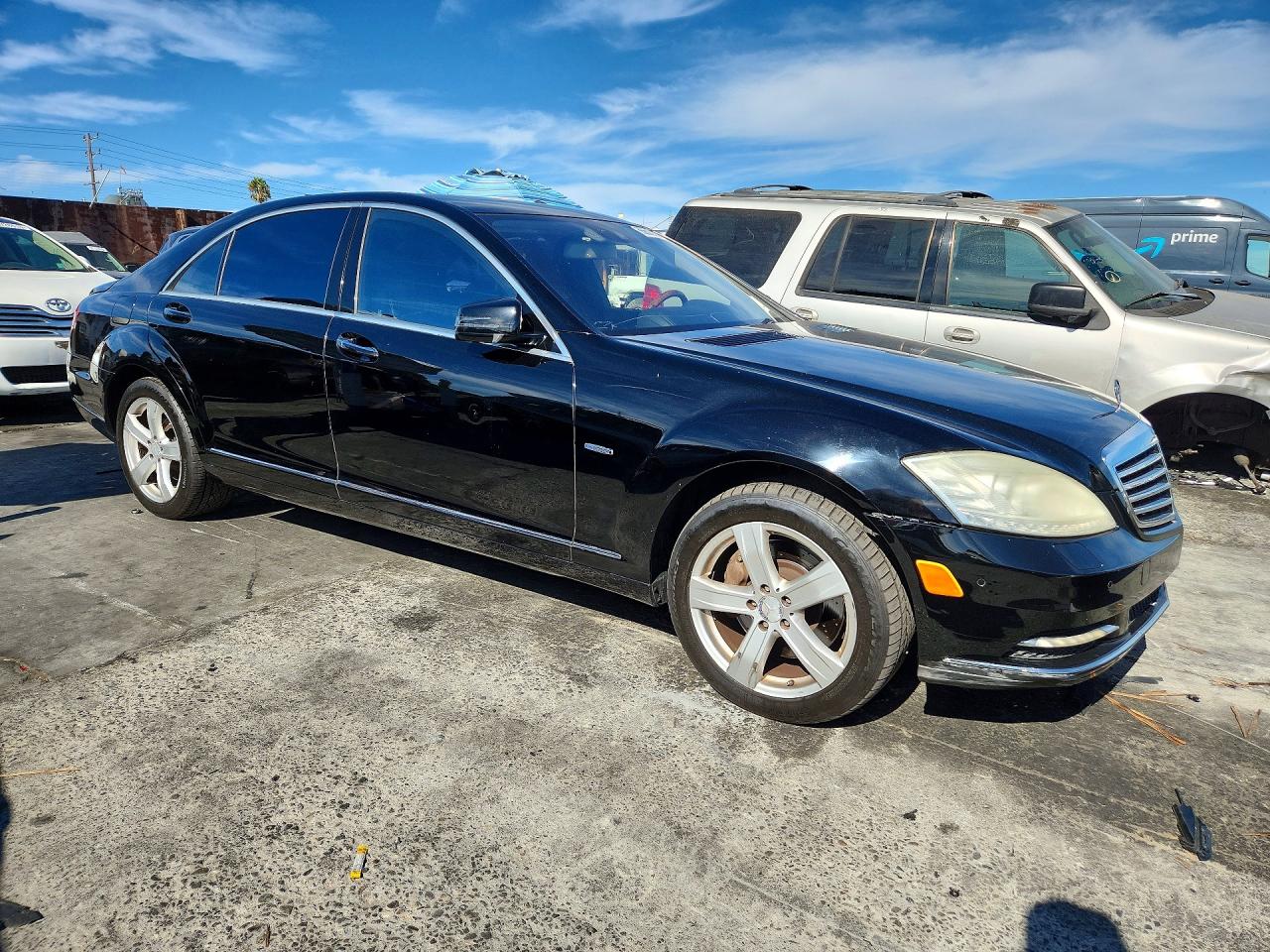 2012 Mercedes-benz S 550 Черный vin: WDDNG7DB9CA480050