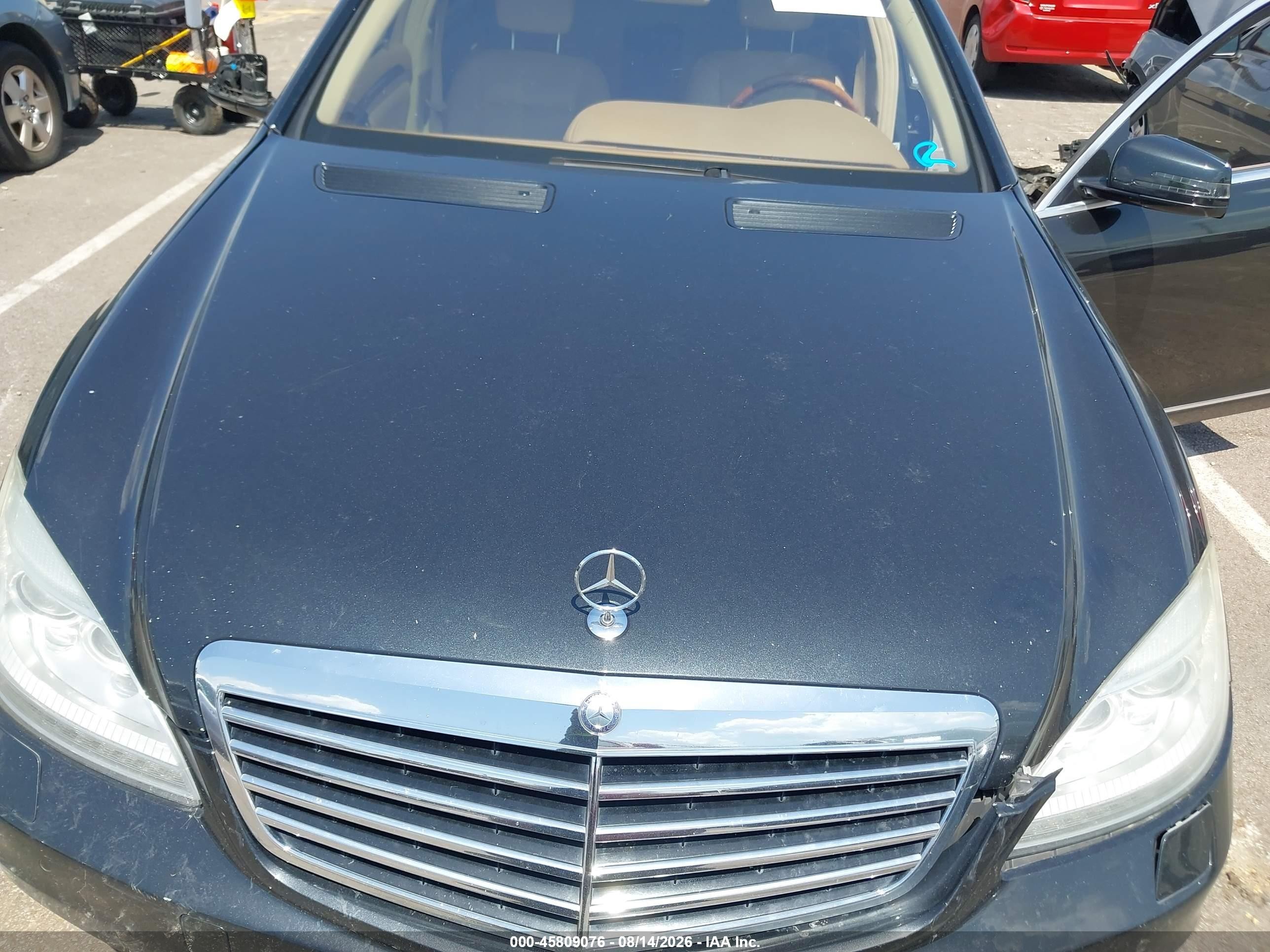 2012 Mercedes-benz S 550   Black vin: WDDNG7DBXCA420195