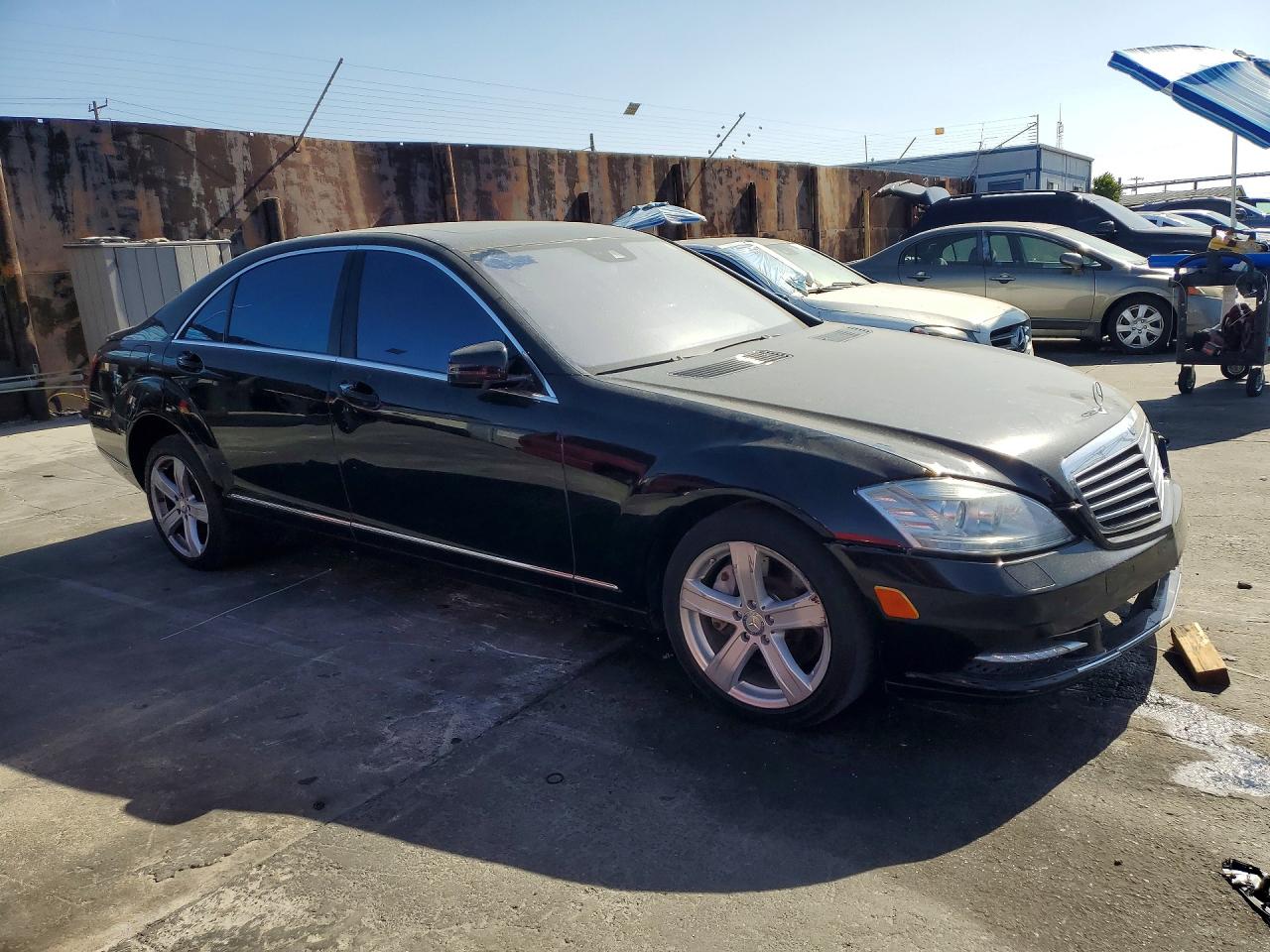 2013 Mercedes-benz S 550 Black vin: WDDNG7DBXDA526891
