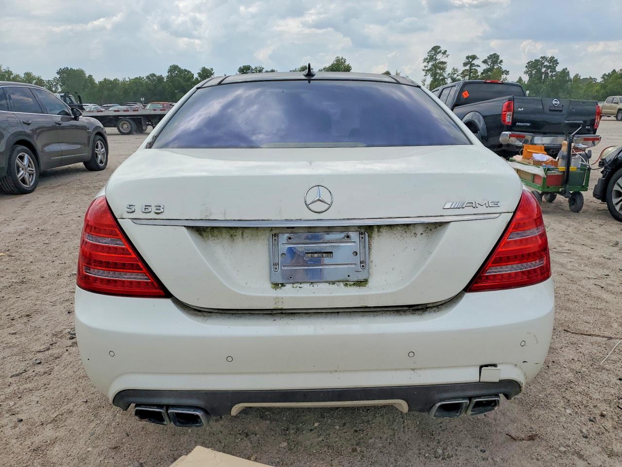 2011 Mercedes-benz S 63 Amg White vin: WDDNG7EB0BA374051