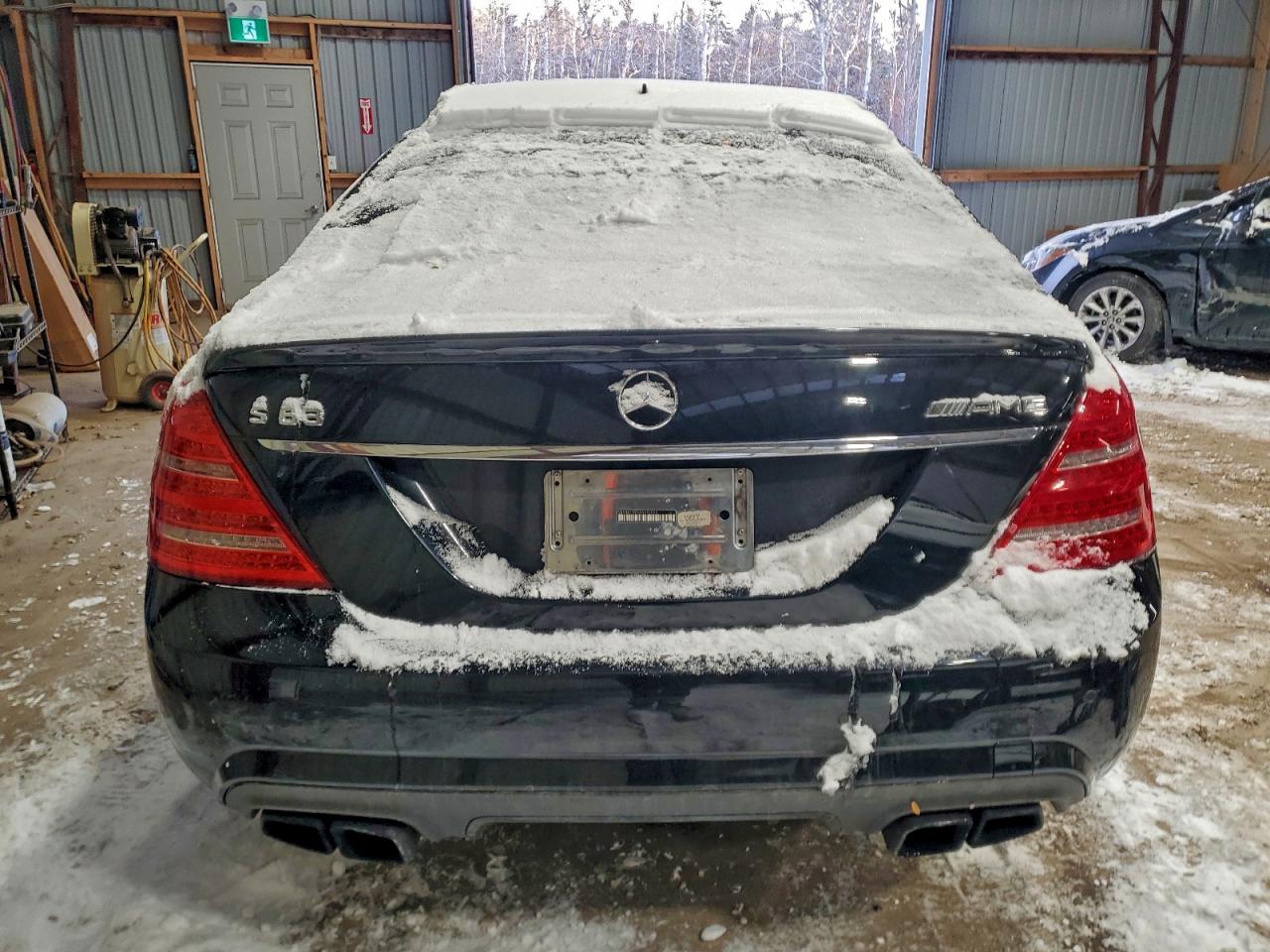 2011 Mercedes-benz S 63 Amg Black vin: WDDNG7EB3BA376053