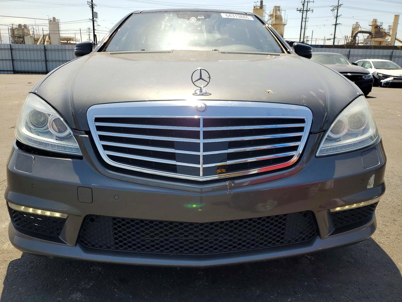2011 Mercedes-benz S 63 Amg Gray vin: WDDNG7EB7BA384530
